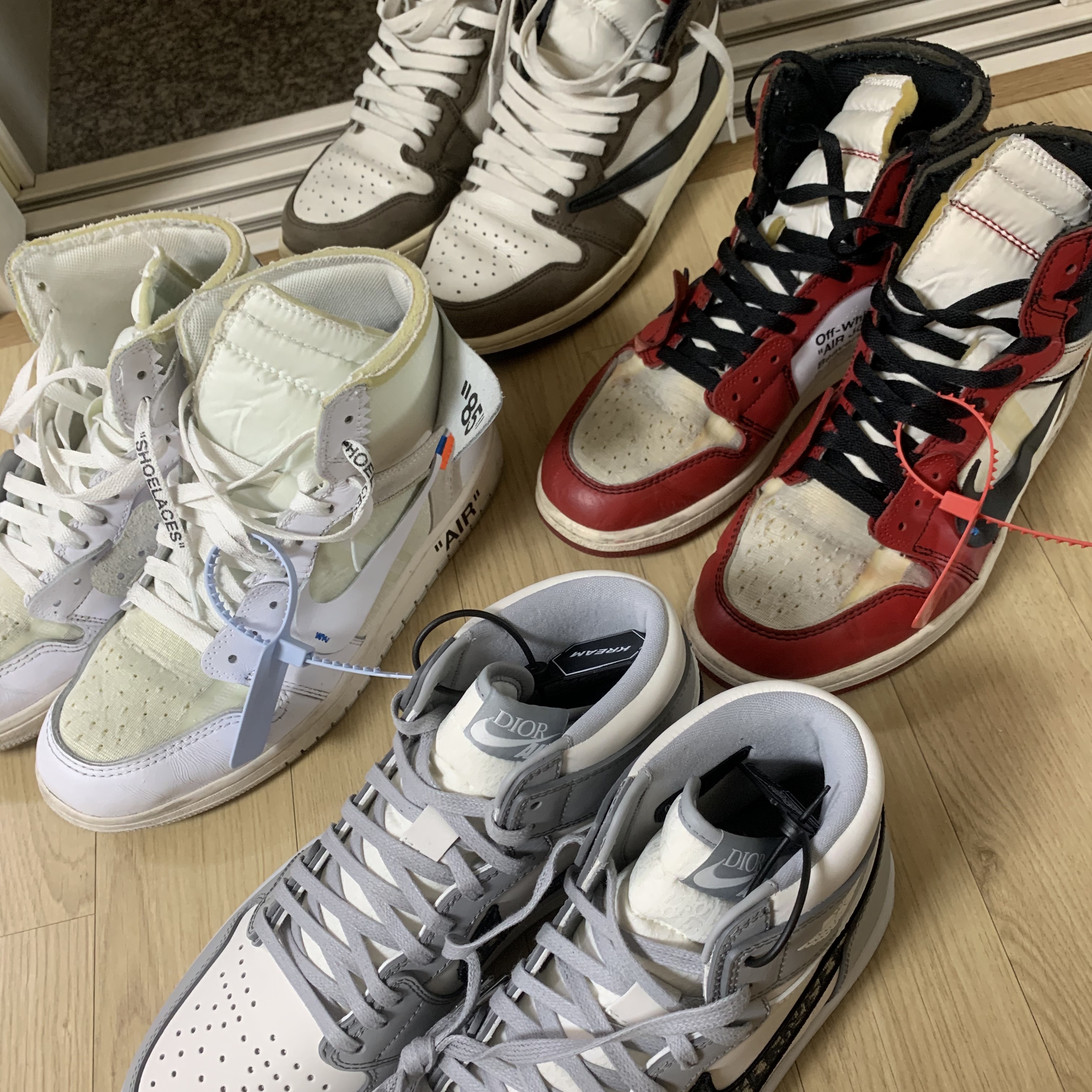 Jordan 1 x Dior High OG, Jordan 1 x Off-White Retro High Chicago The Ten 착용 스타일