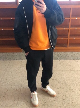 Nike Killshot 2 Leather Sail Desert Orange, Supreme x Nike Jewel Crewneck Orange - 20FW 착용 스타일