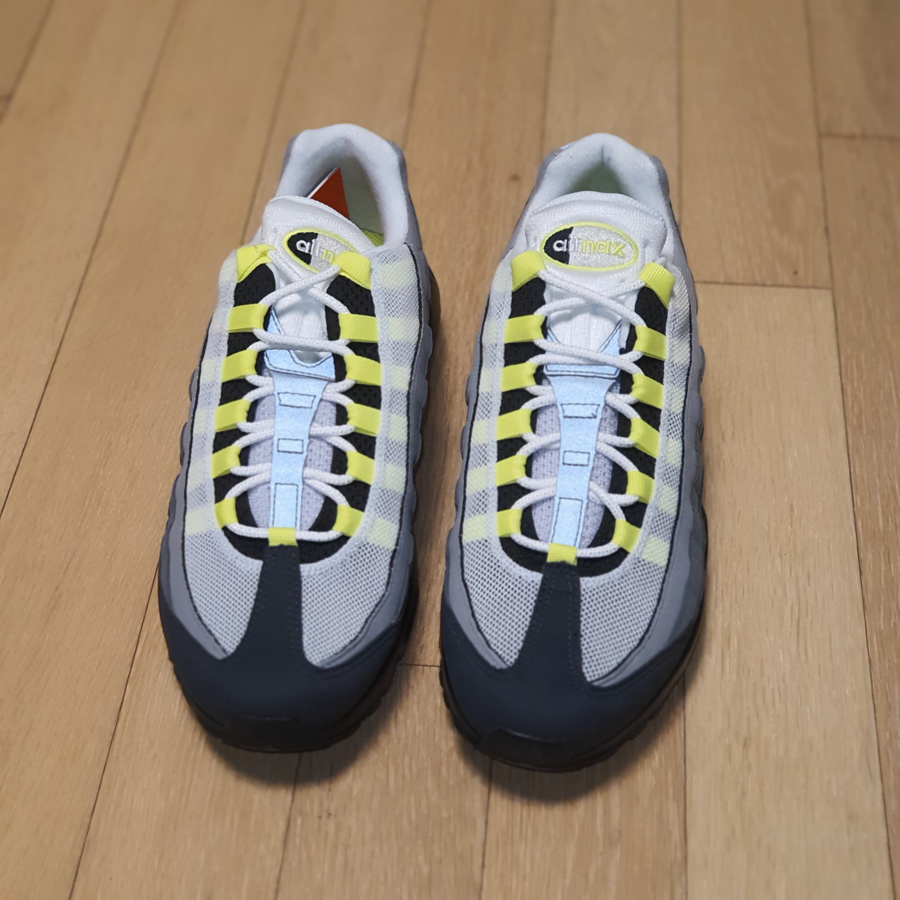 Nike Air Max 95 OG Neon Yellow 2020 착용 스타일 - 4