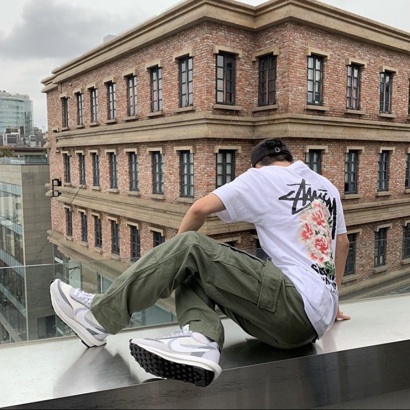 Nike x Sacai LDWaffle Summit White 착용 스타일