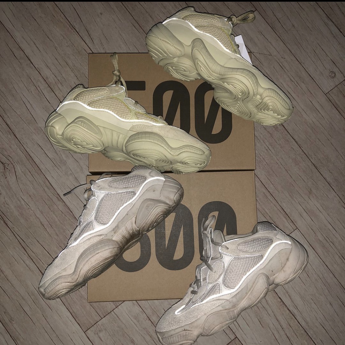 Adidas Yeezy 500 Blush 2018, Adidas Yeezy 500 Super Moon Yellow 착용 스타일 - 1