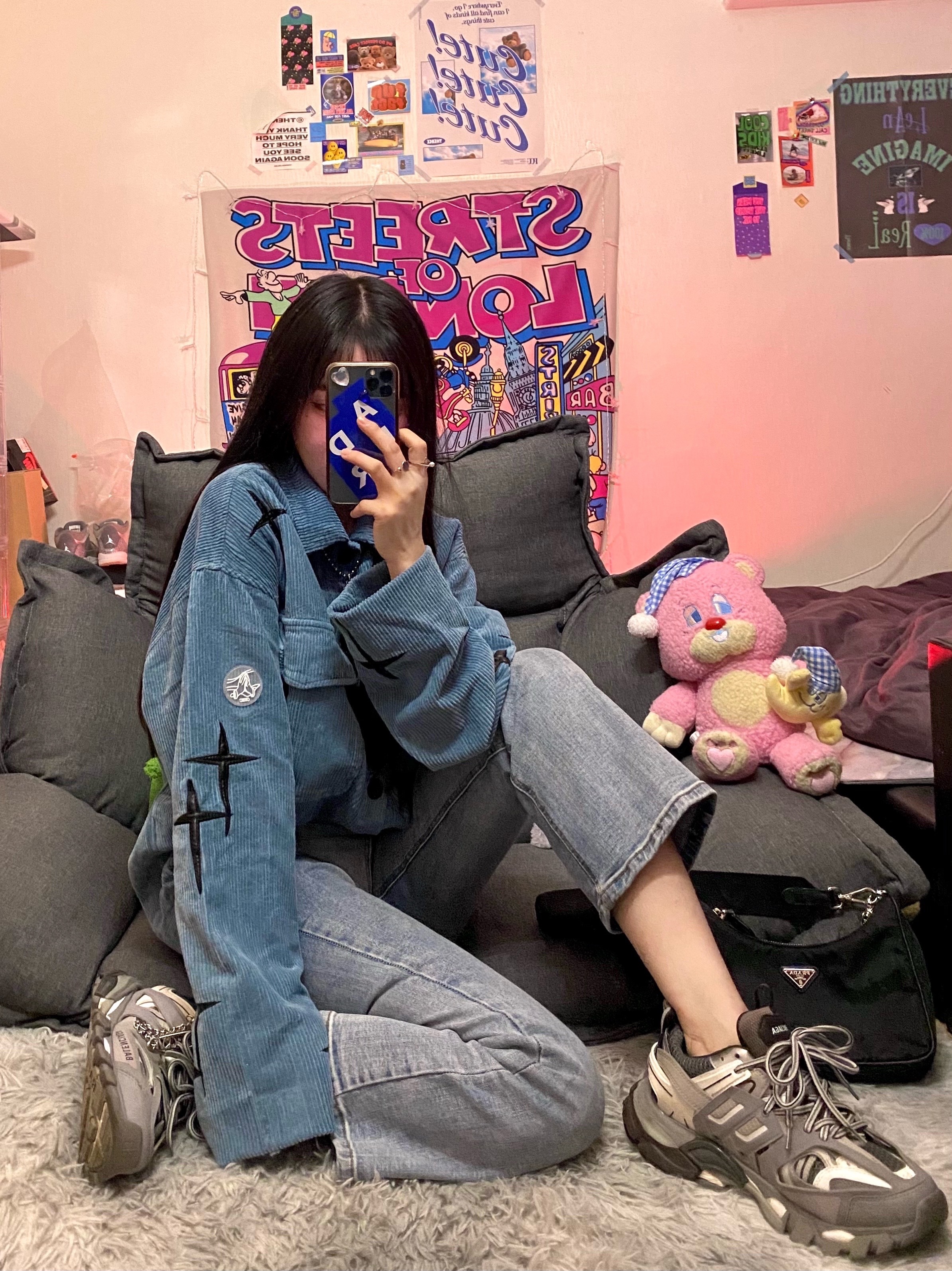 Balenciaga Track Sneakers Grey White 2019 착용 스타일 - 2