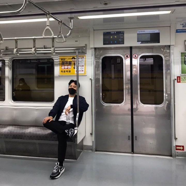 Nike x Sacai LDWaffle Black 착용 스타일