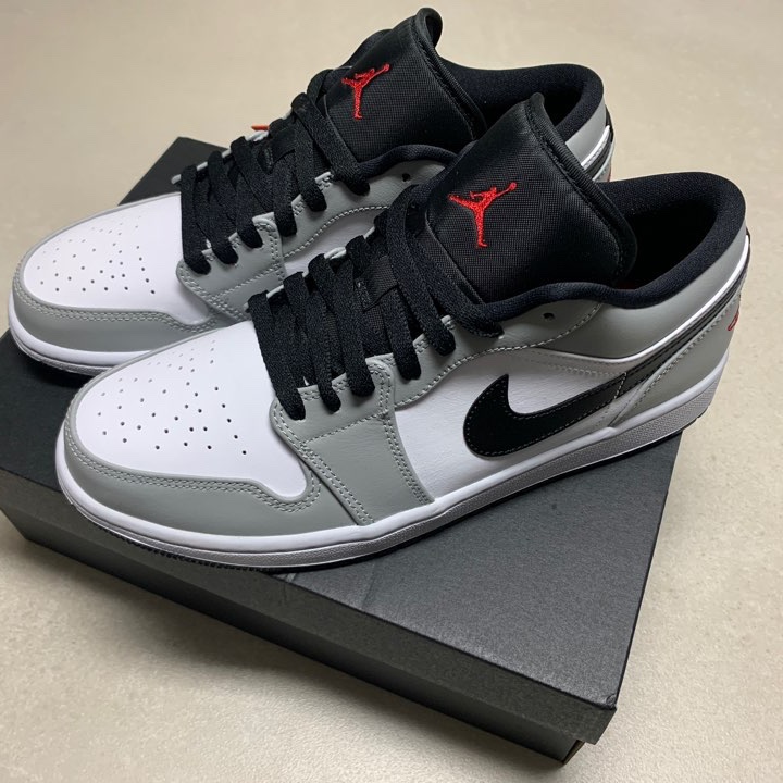 Jordan 1 Low Light Smoke Grey 착용 스타일