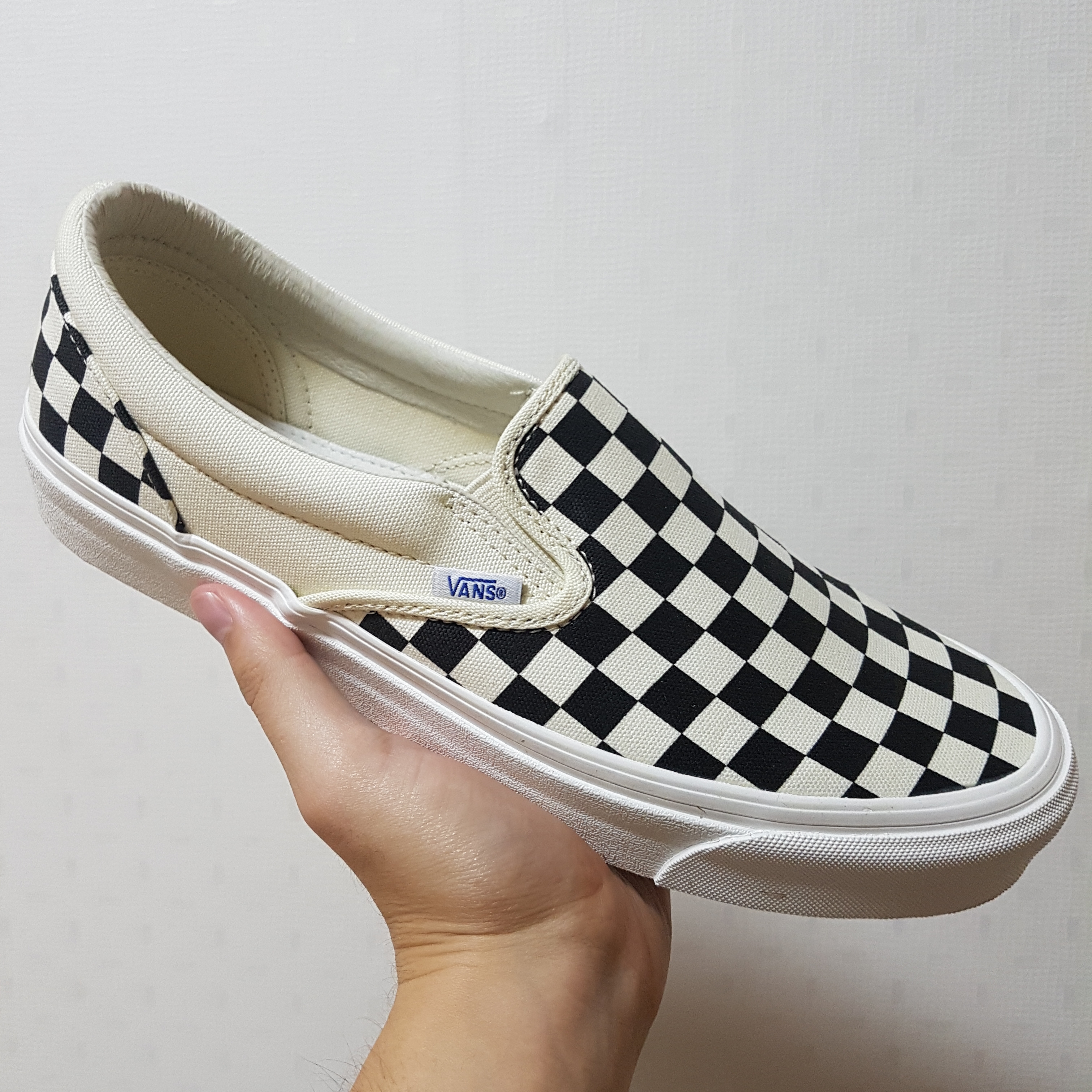 Vans Vault OG Classic Slip-On Checkerboard 착용 스타일