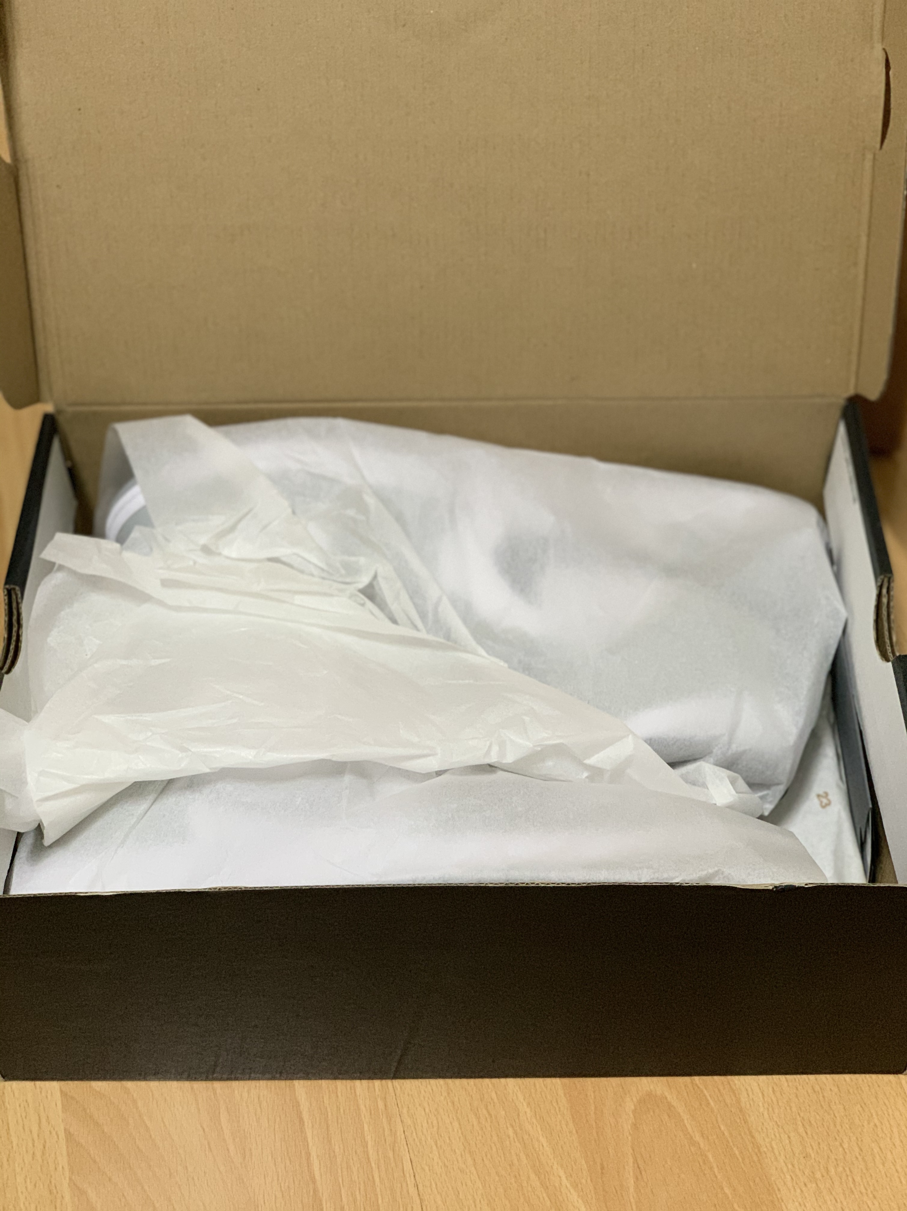 Jordan 1 Mid Light Smoke Grey 착용 스타일 - 2