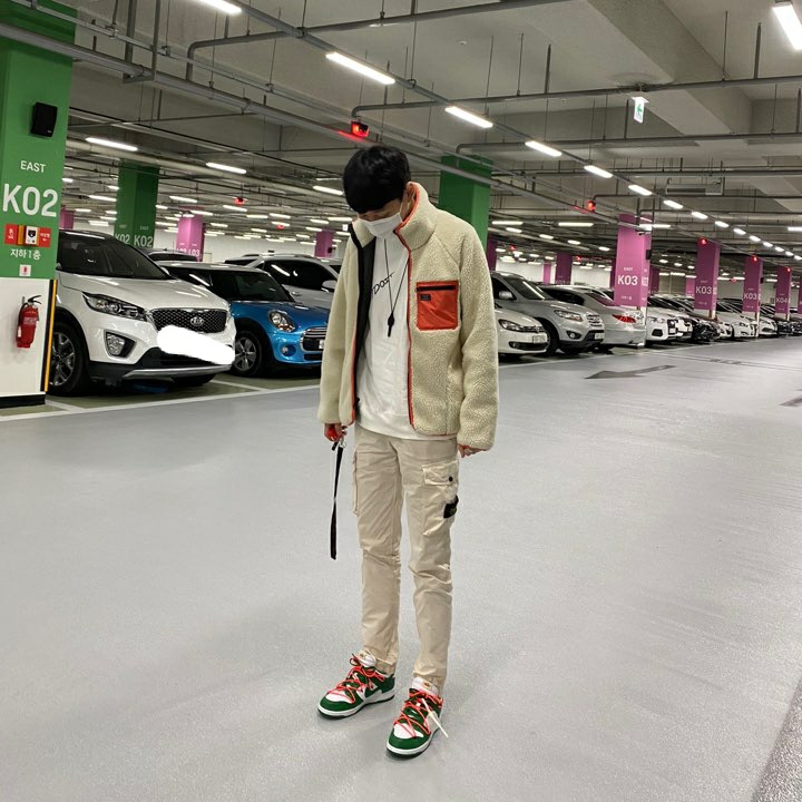 Nike x Off-White Dunk Low Pine Green 착용 스타일
