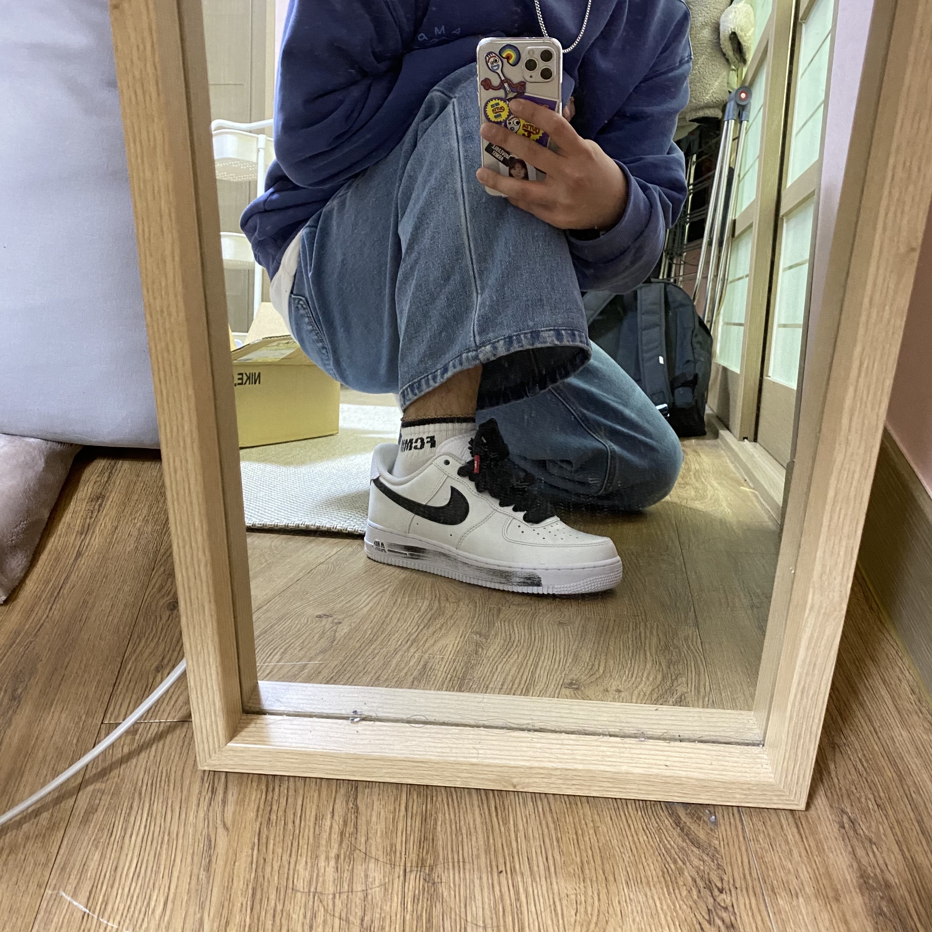 Nike x Peaceminusone Air Force 1 Low Para-Noise 2.0, New Balance 327 Grey 착용 스타일 - 1