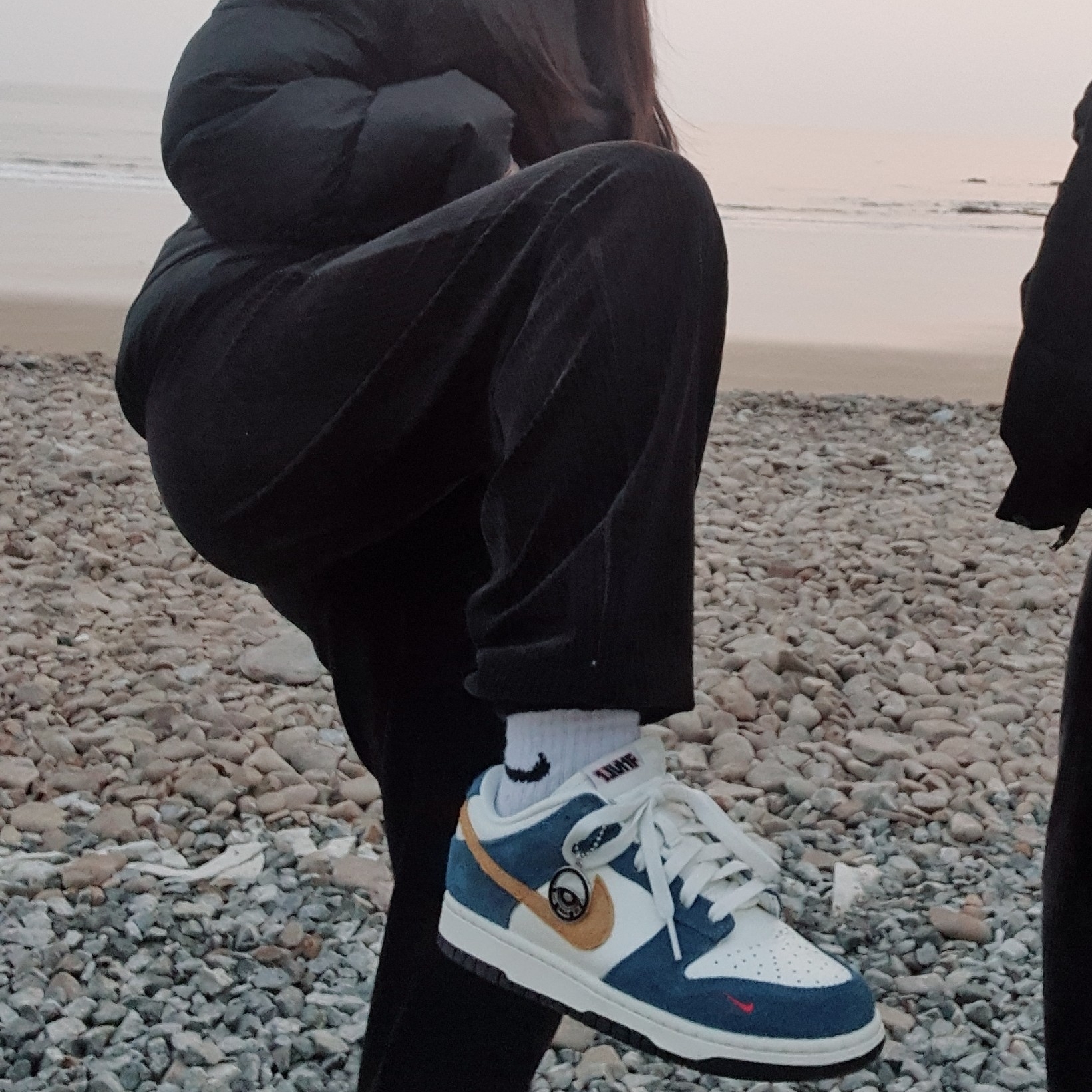 Nike x Kasina Dunk Low 80's Bus 착용 스타일