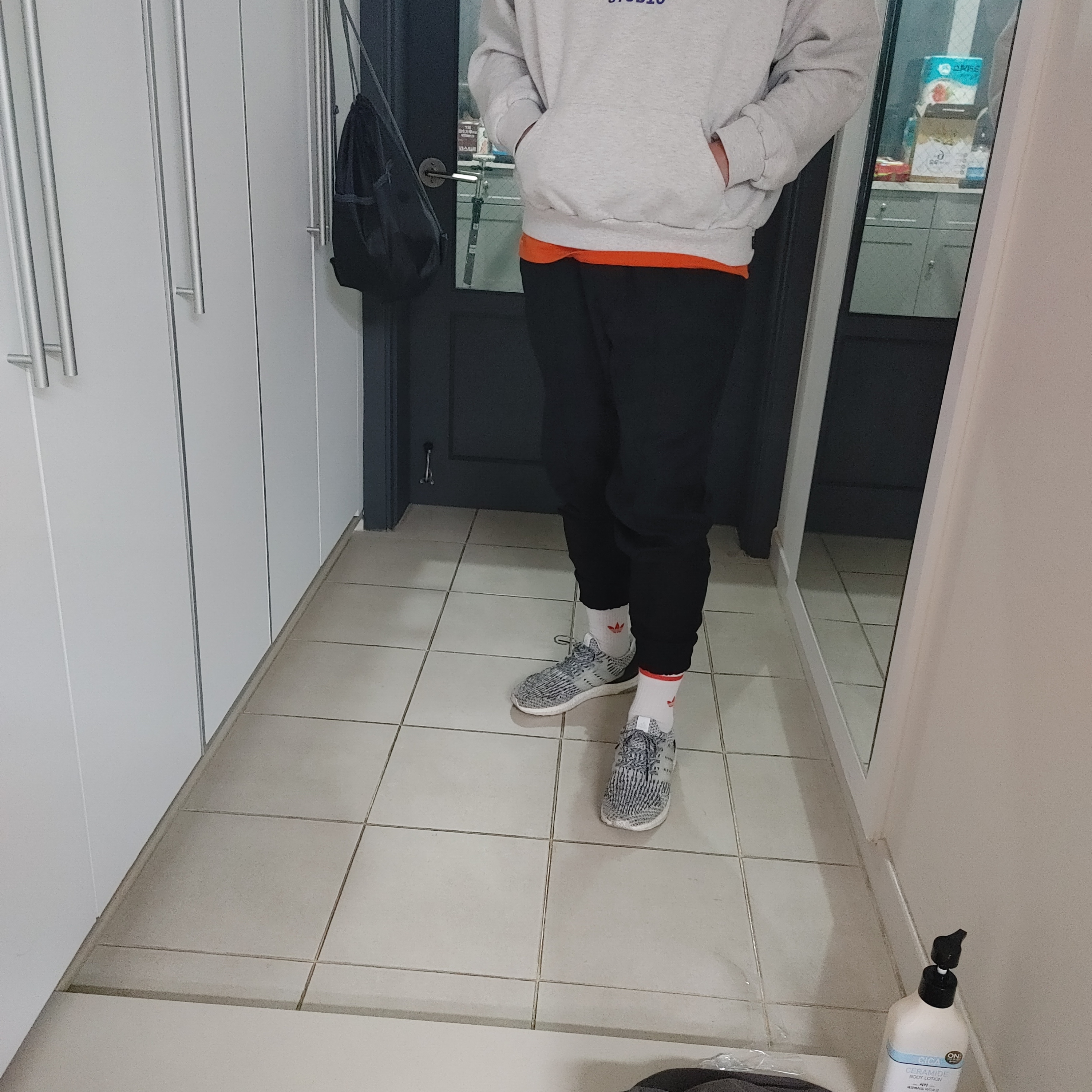 Adidas Ultraboost 3.0 Oreo 착용 스타일