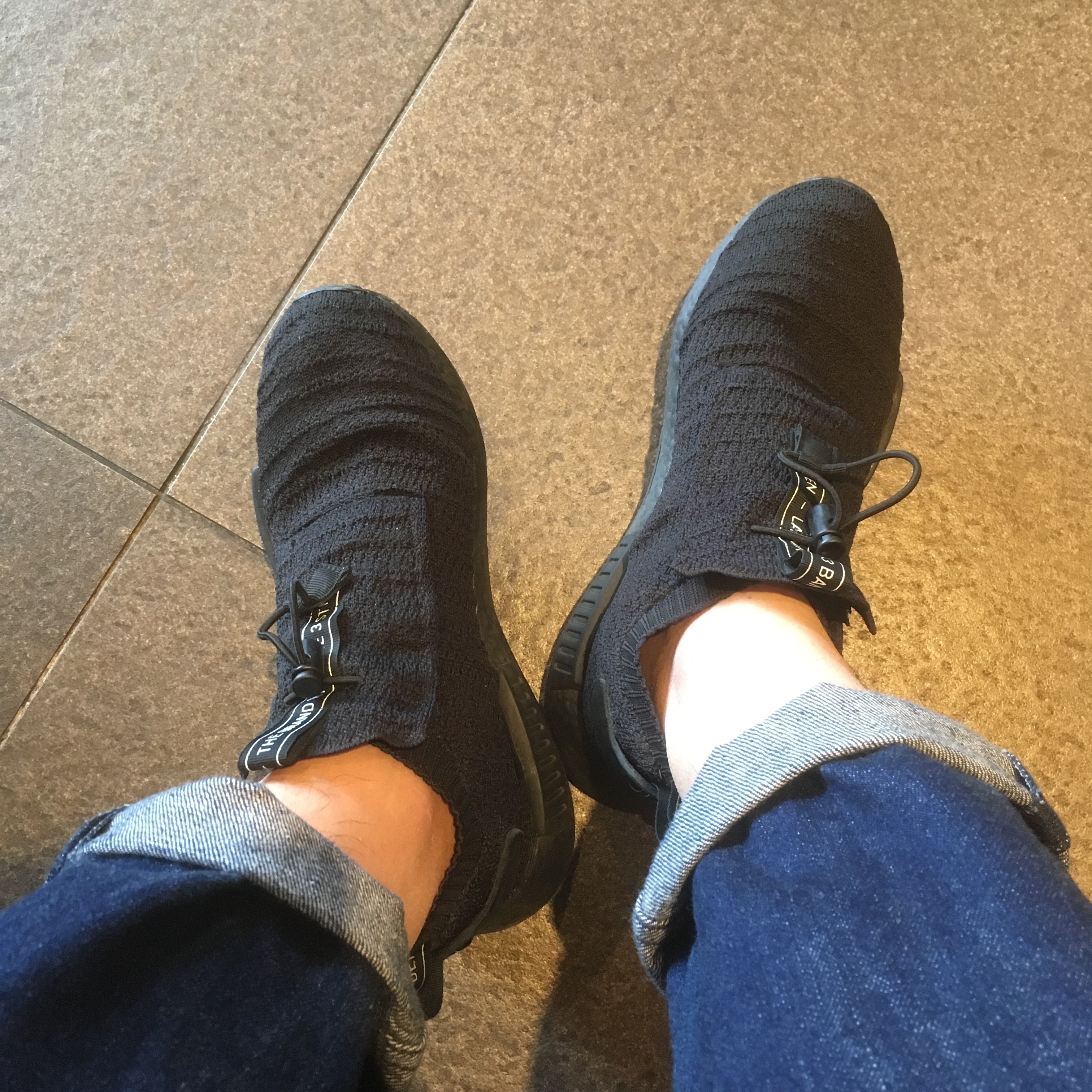 Adidas NMD TS1 Gore-Tex Triple Black 착용 스타일