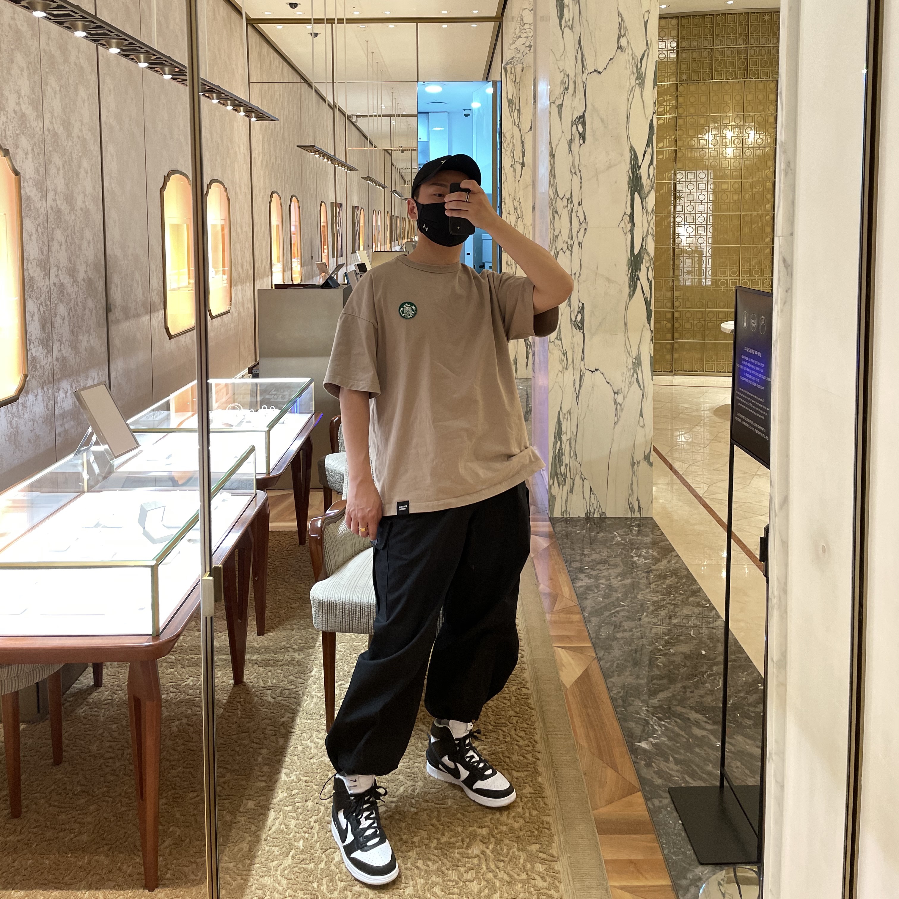 insta : @soyn.bn님의 스타일 - 1