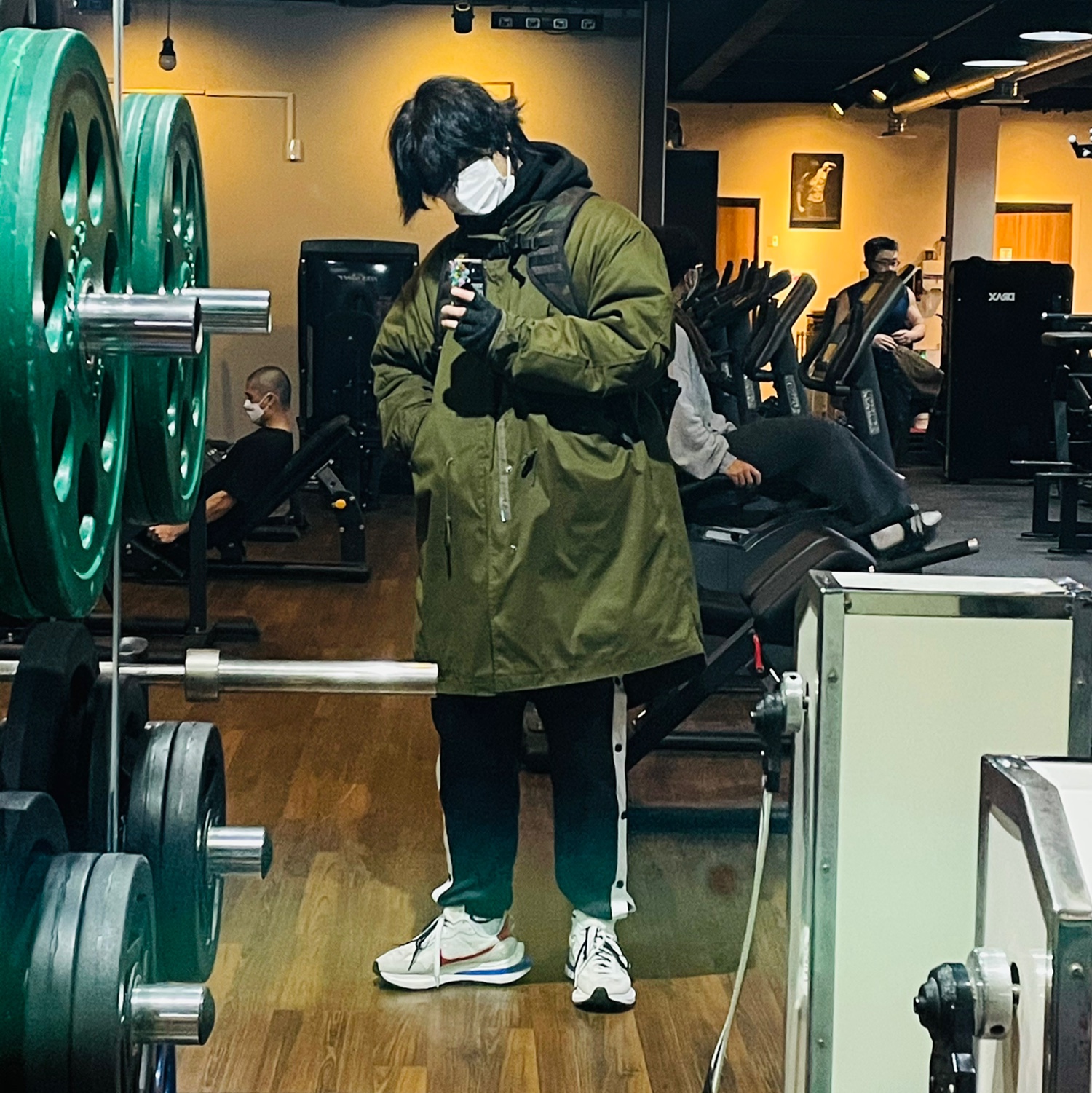 Nike x Sacai VaporWaffle Royal Fuchsia 착용 스타일