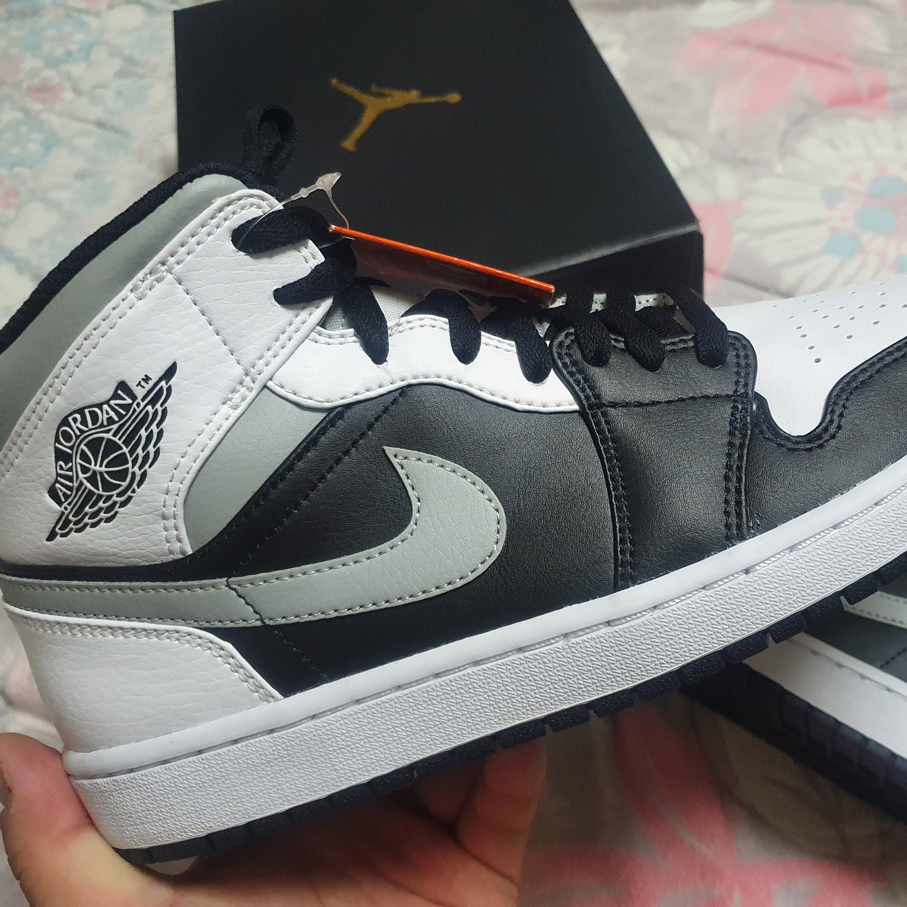 Jordan 1 Mid White Shadow 착용 스타일 - 3