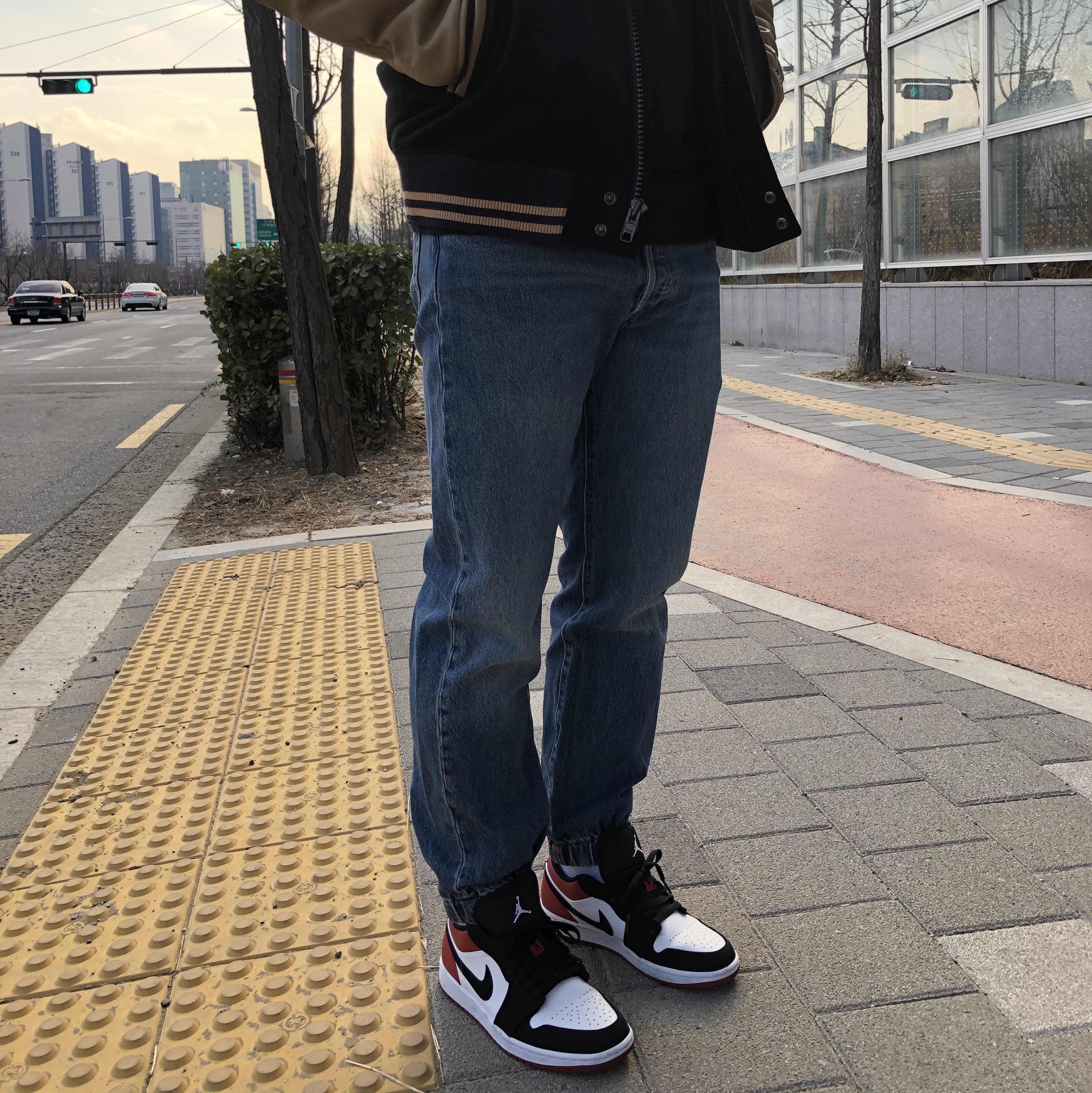 Jordan 1 Low Black Toe 착용 스타일