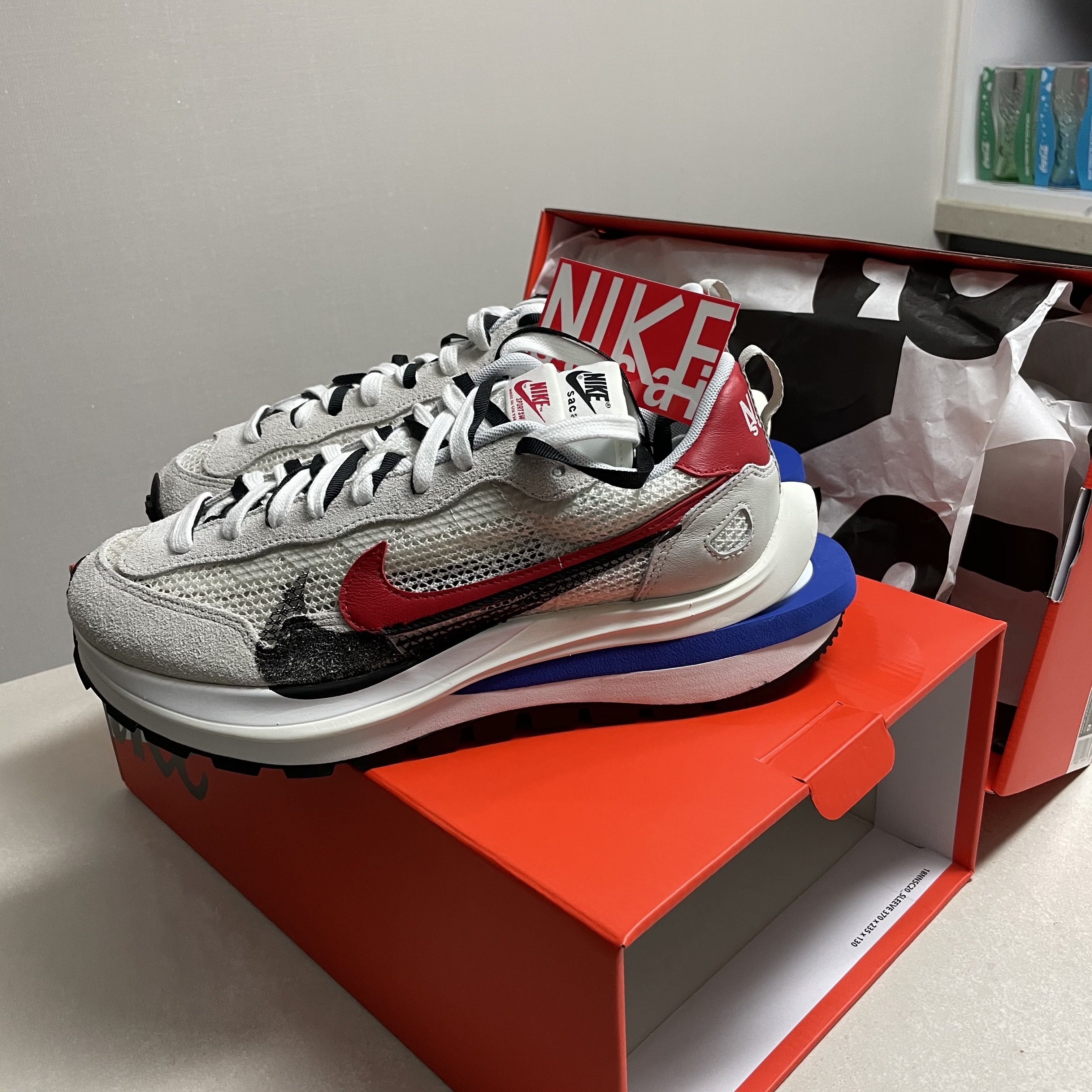 Nike x Sacai VaporWaffle Royal Fuchsia 착용 스타일