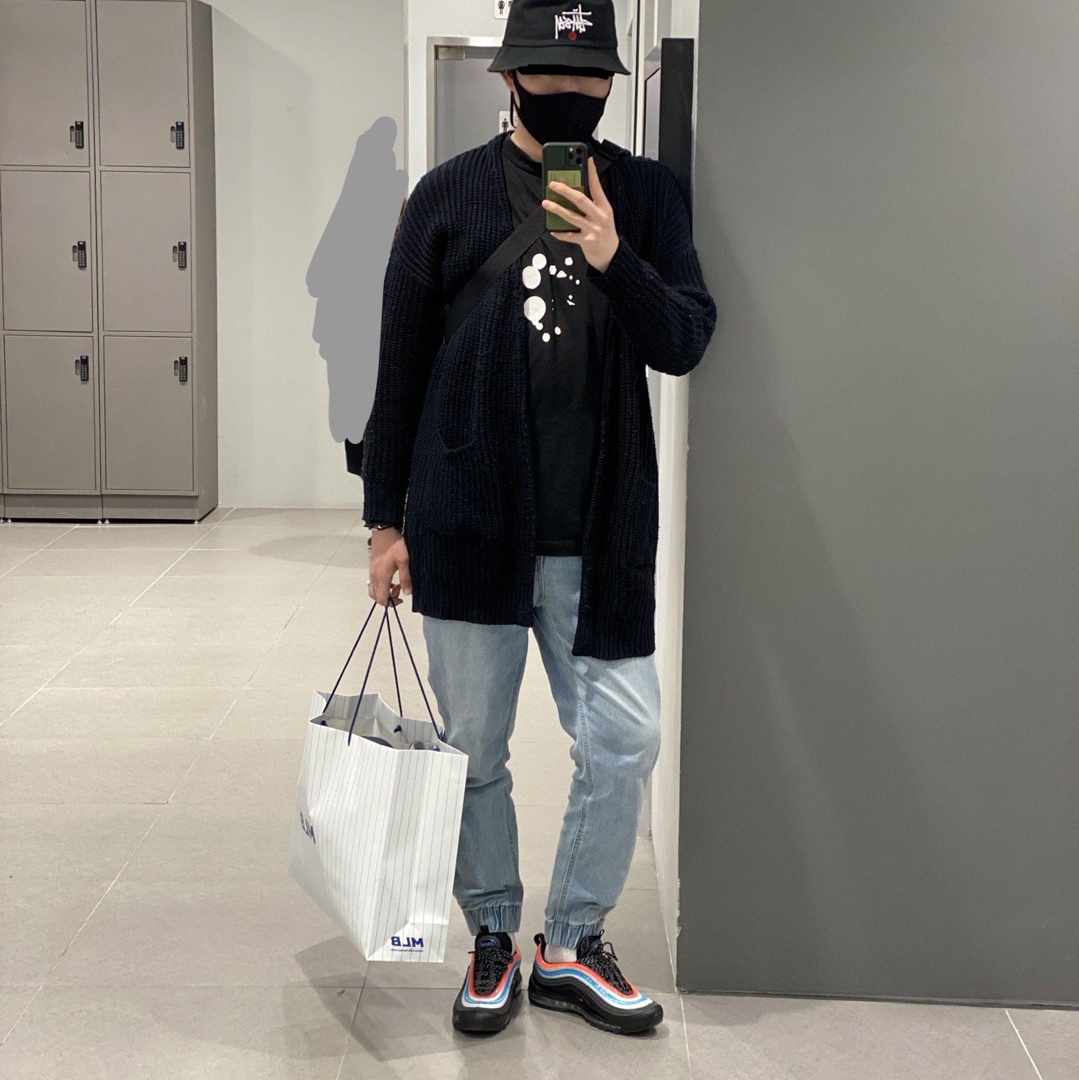 Nike Air Max 97 Neon Seoul 착용 스타일