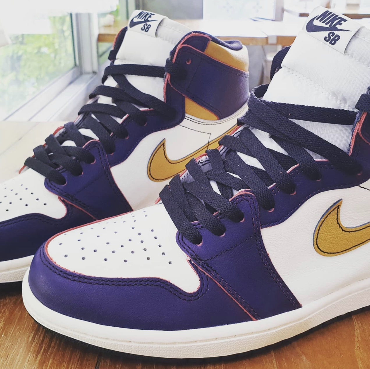 Jordan 1 Retro High OG Defiant SB LA to Chicago 착용 스타일