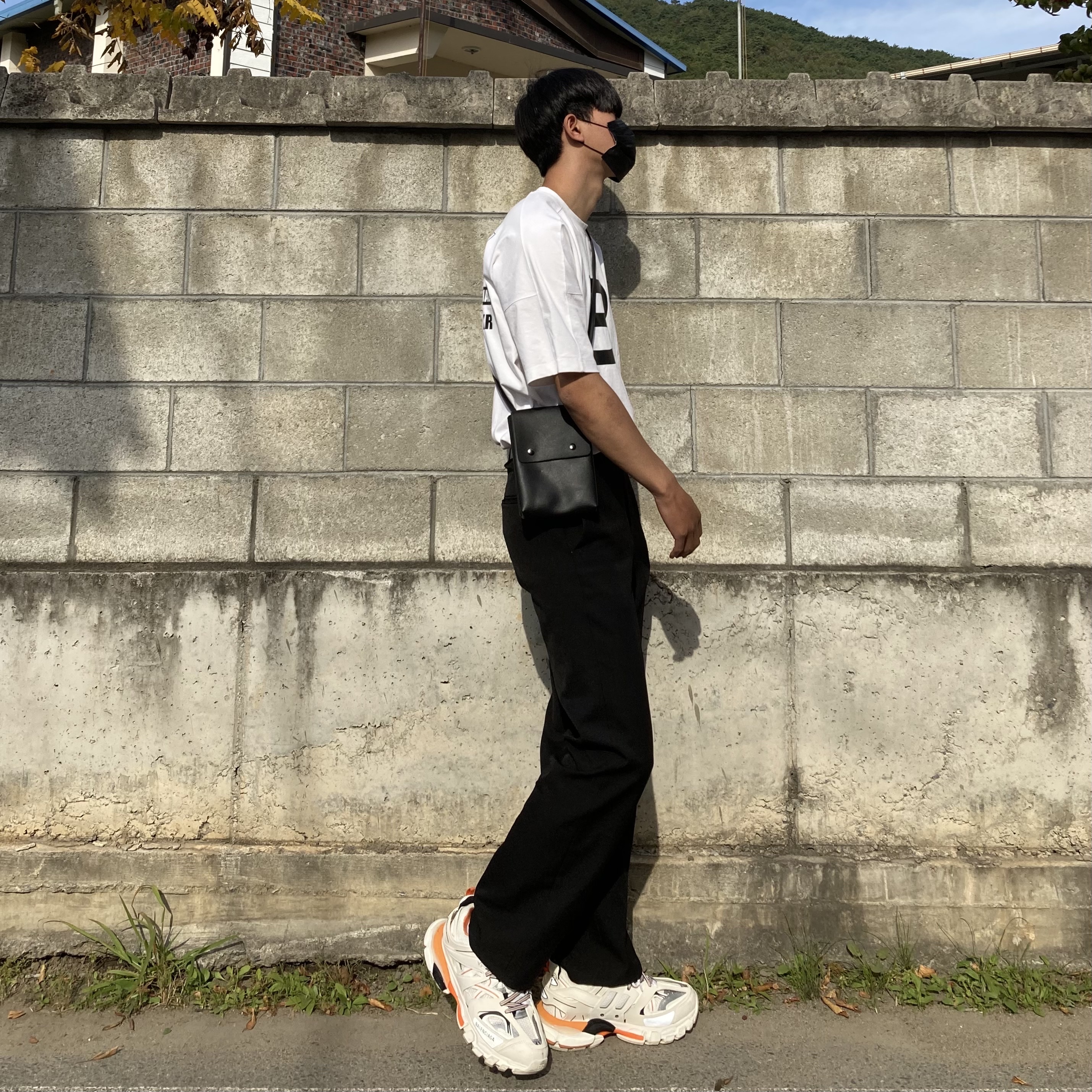 Balenciaga Track Sneakers White Orange 2019 착용 스타일