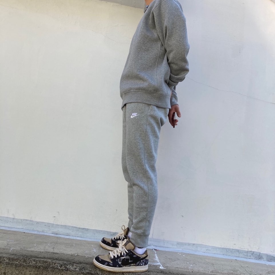 Nike x Travis Scott SB Dunk Low 착용 스타일