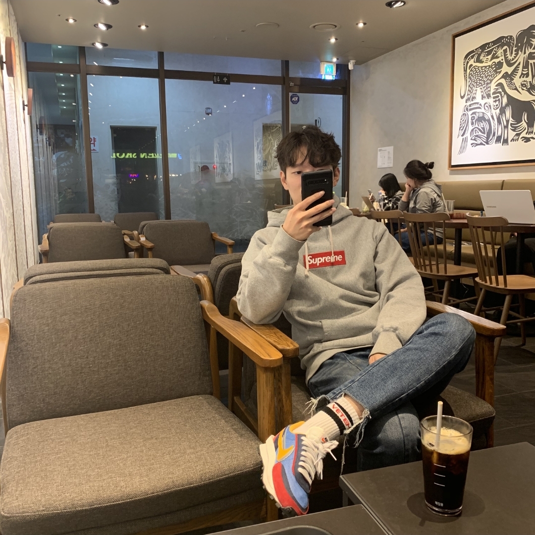 Nike x Sacai LDWaffle Blue Multi 착용 스타일