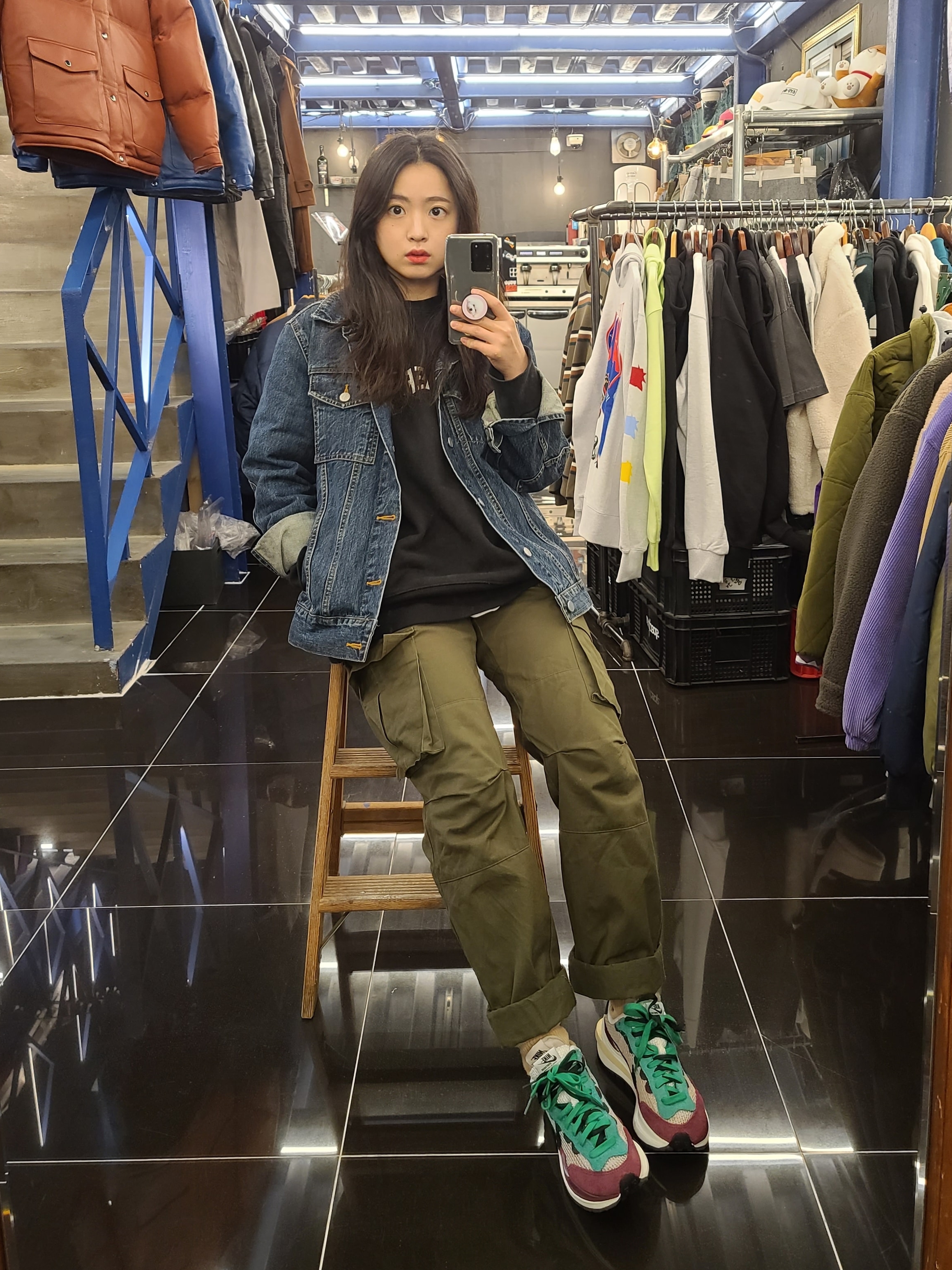 Nike x Sacai VaporWaffle String & Black Villain Red 착용 스타일