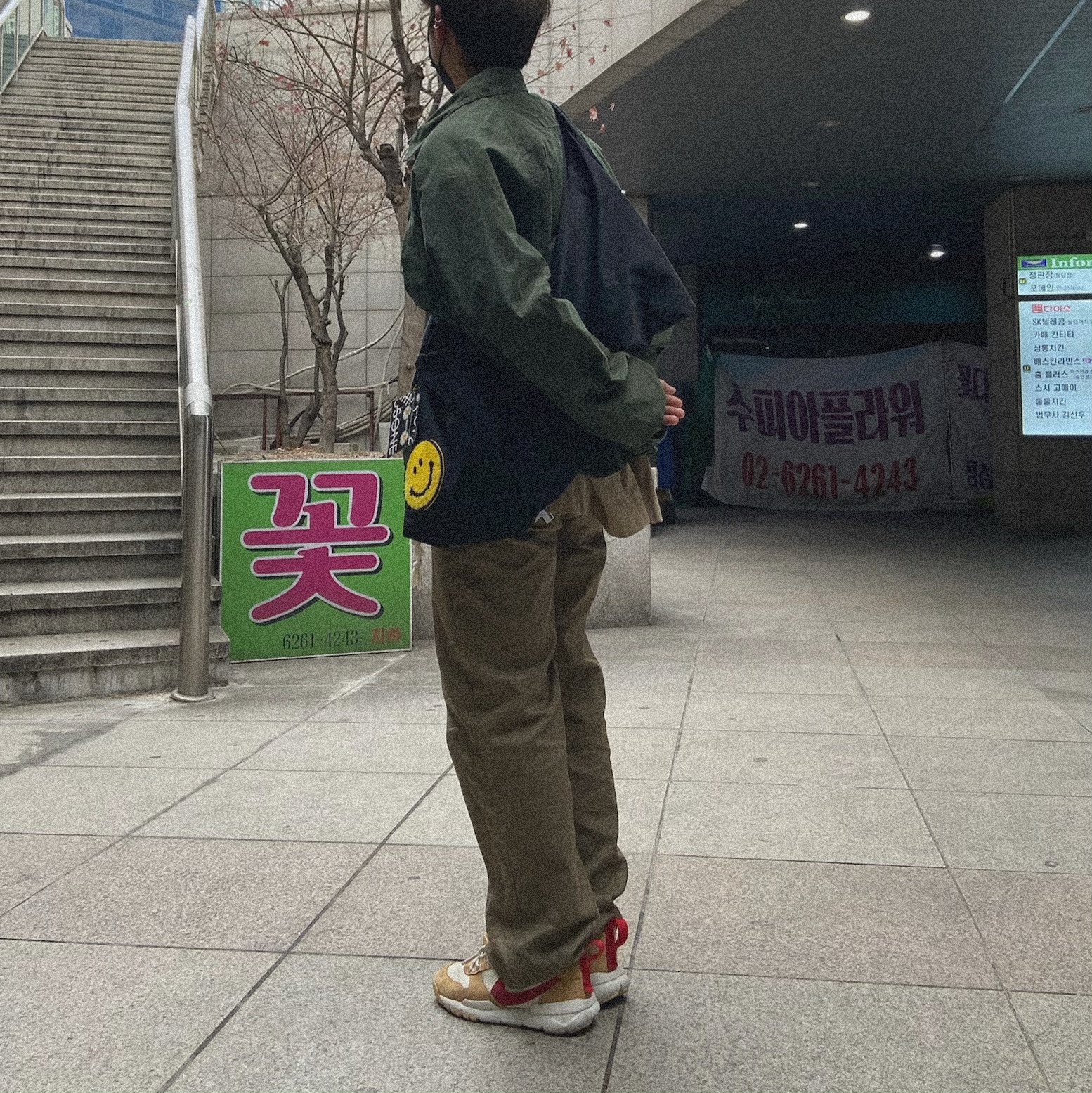 Nike x Tom Sachs Mars Yard Shoe 2.0 Space Camp 착용 스타일 - 2