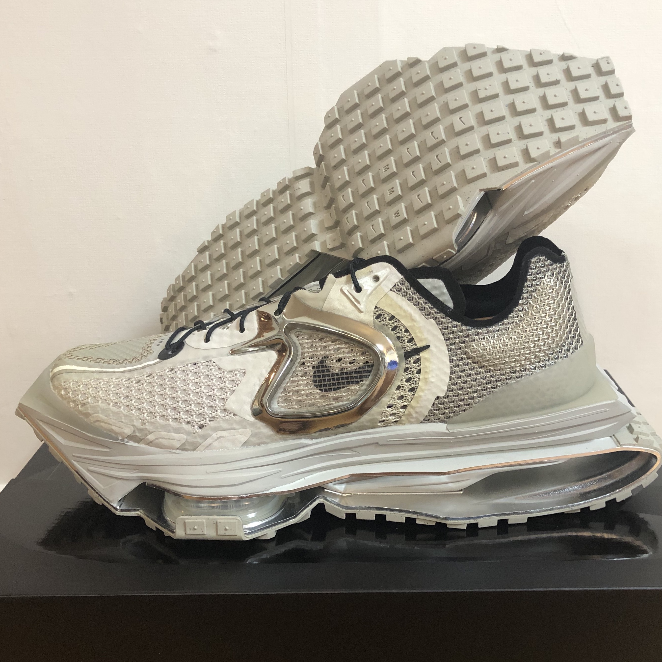 Nike x Matthew M Williams Zoom 004 Stone 착용 스타일