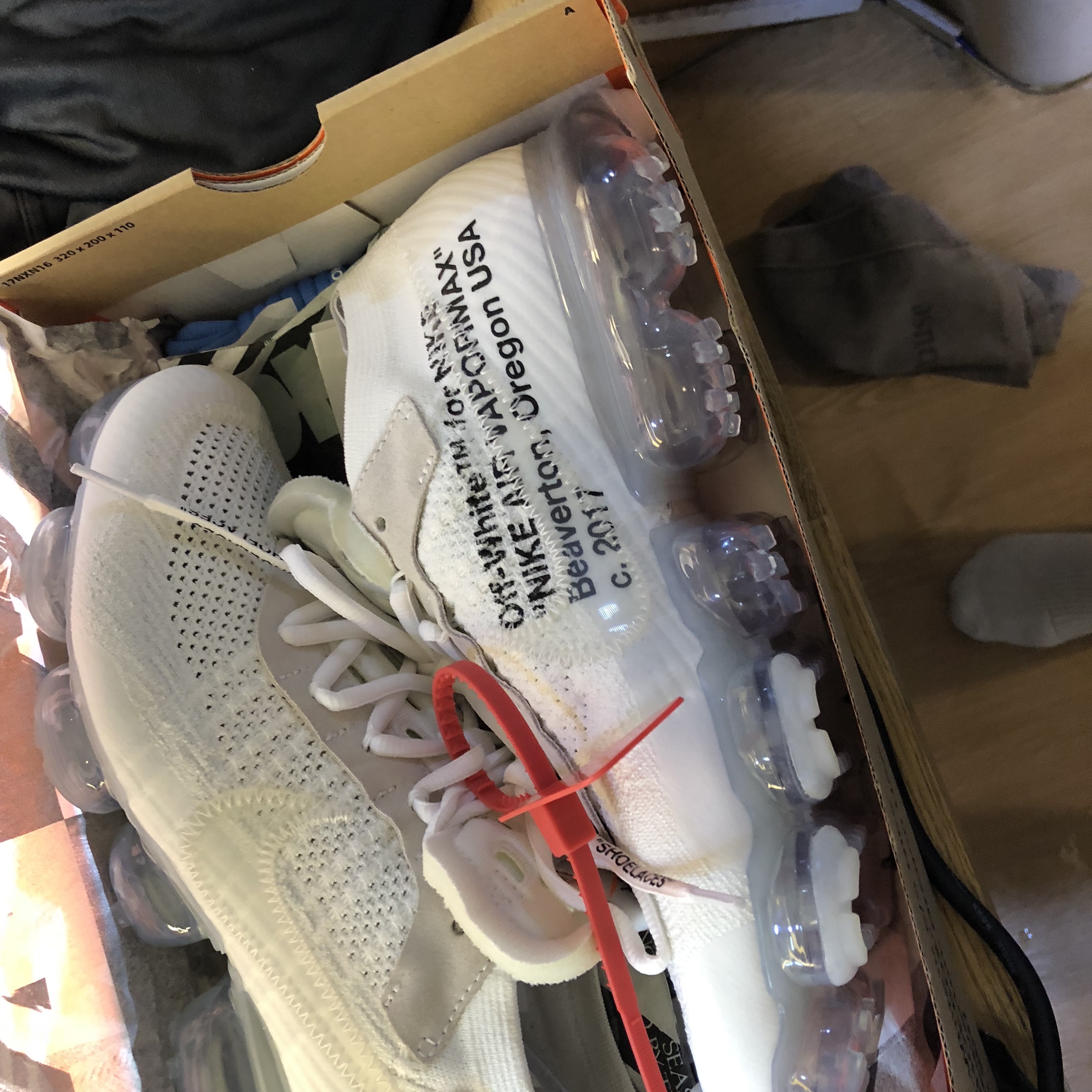 Nike x Off-White Air VaporMax V2 White 착용 스타일 - 4