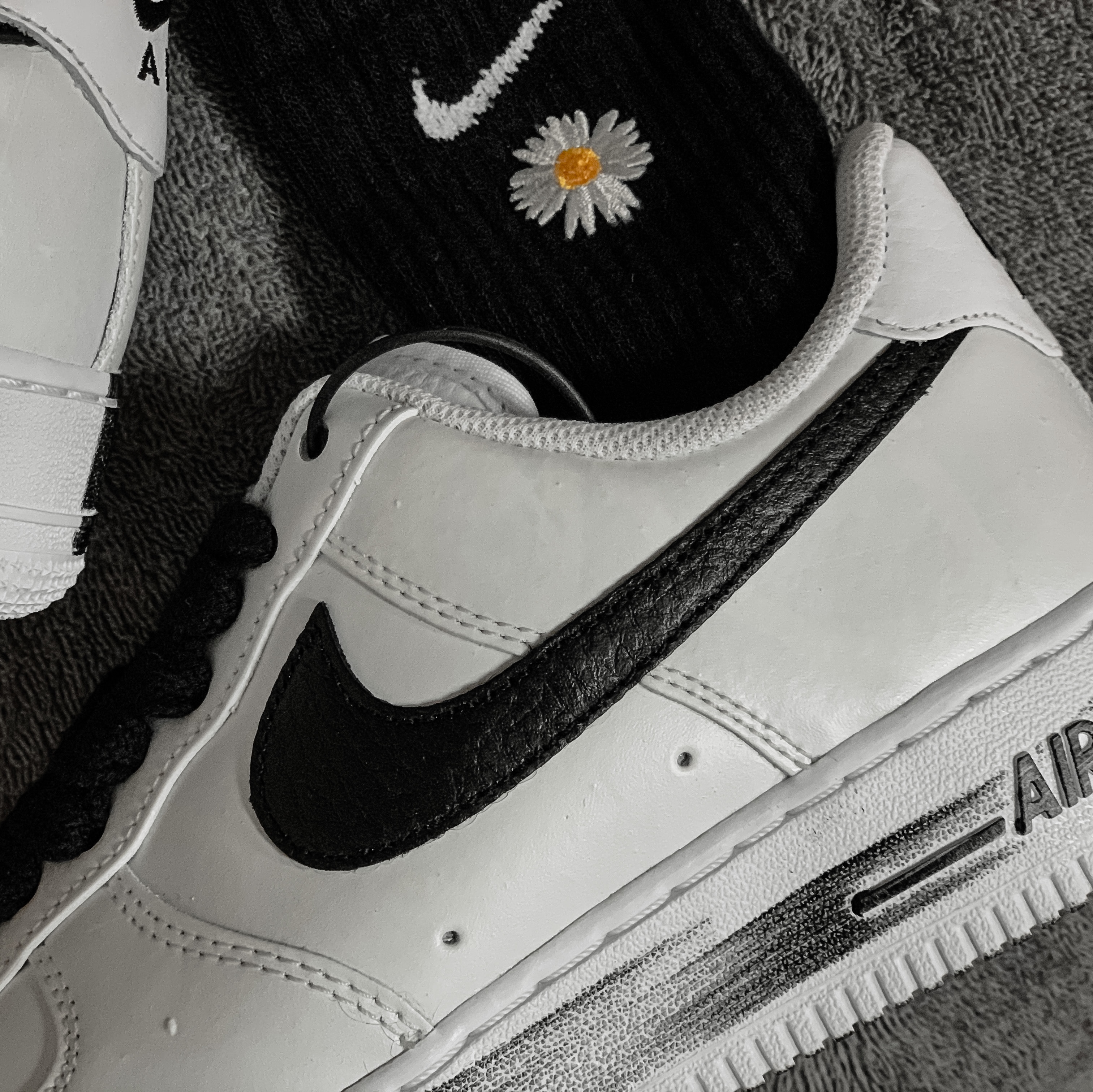 Nike x Peaceminusone Air Force 1 Low Para-Noise 2.0 착용 스타일 - 2