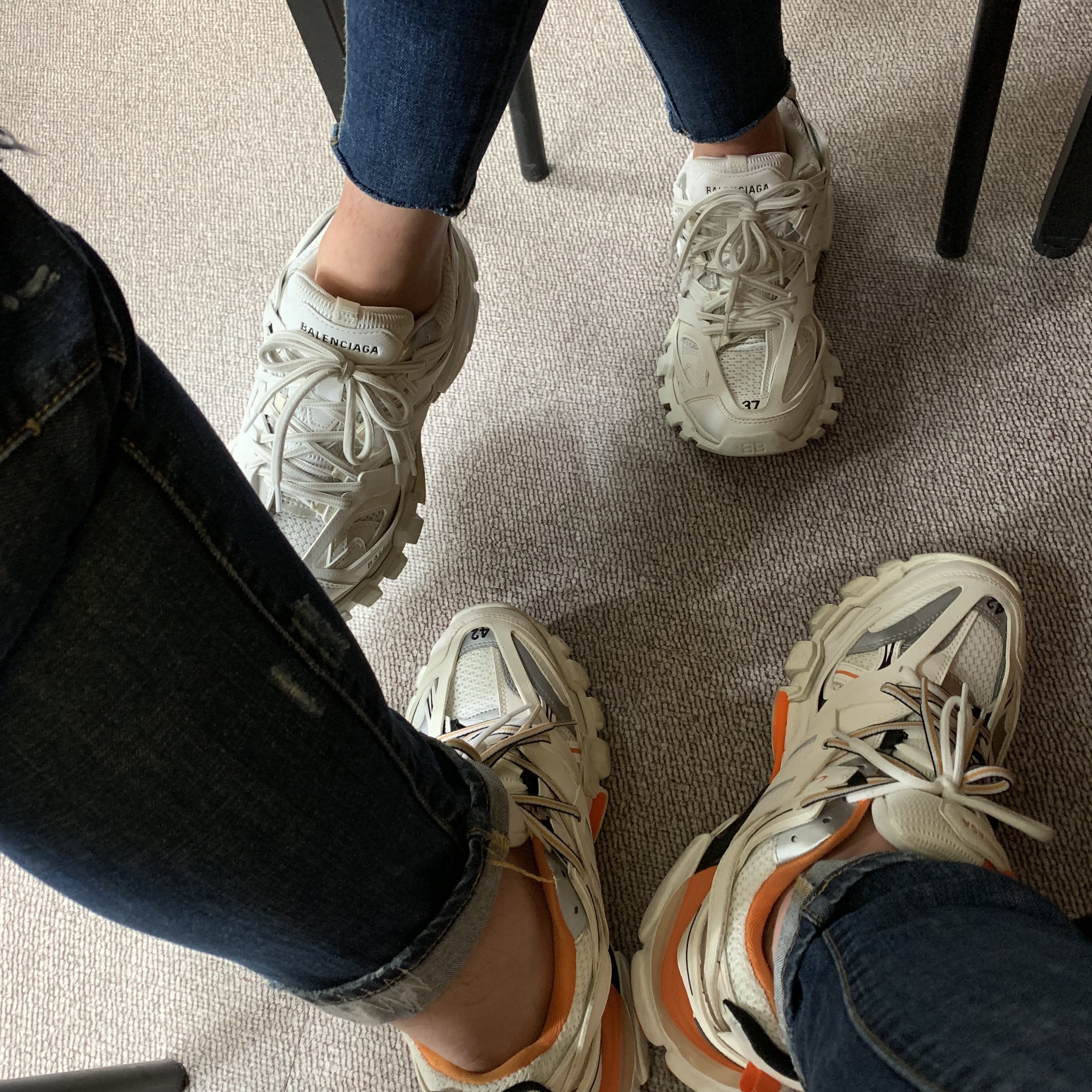 Balenciaga Track Sneakers White 2019, Balenciaga Track Sneakers White Orange 2019 착용 스타일