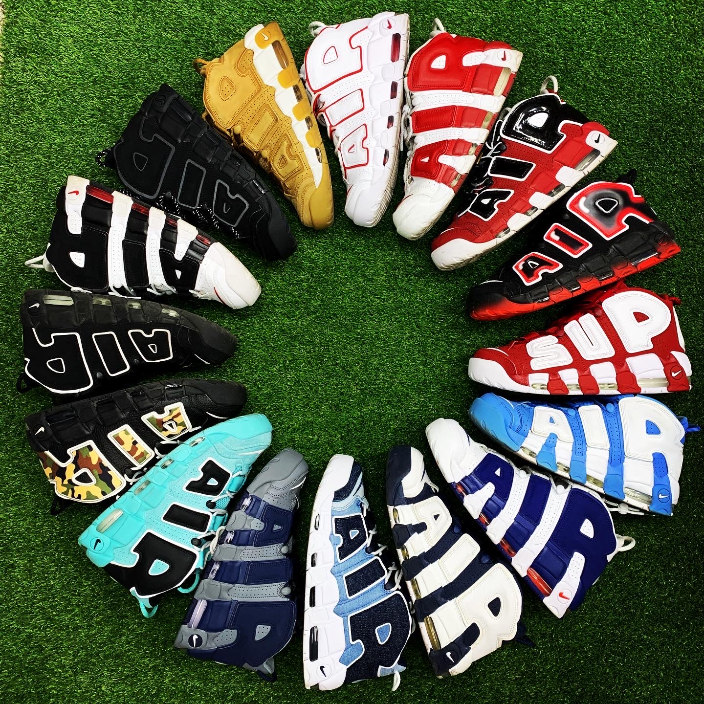 Nike Air More Uptempo White Varsity Red 2018, Nike Air More Uptempo Black White 2020 착용 스타일