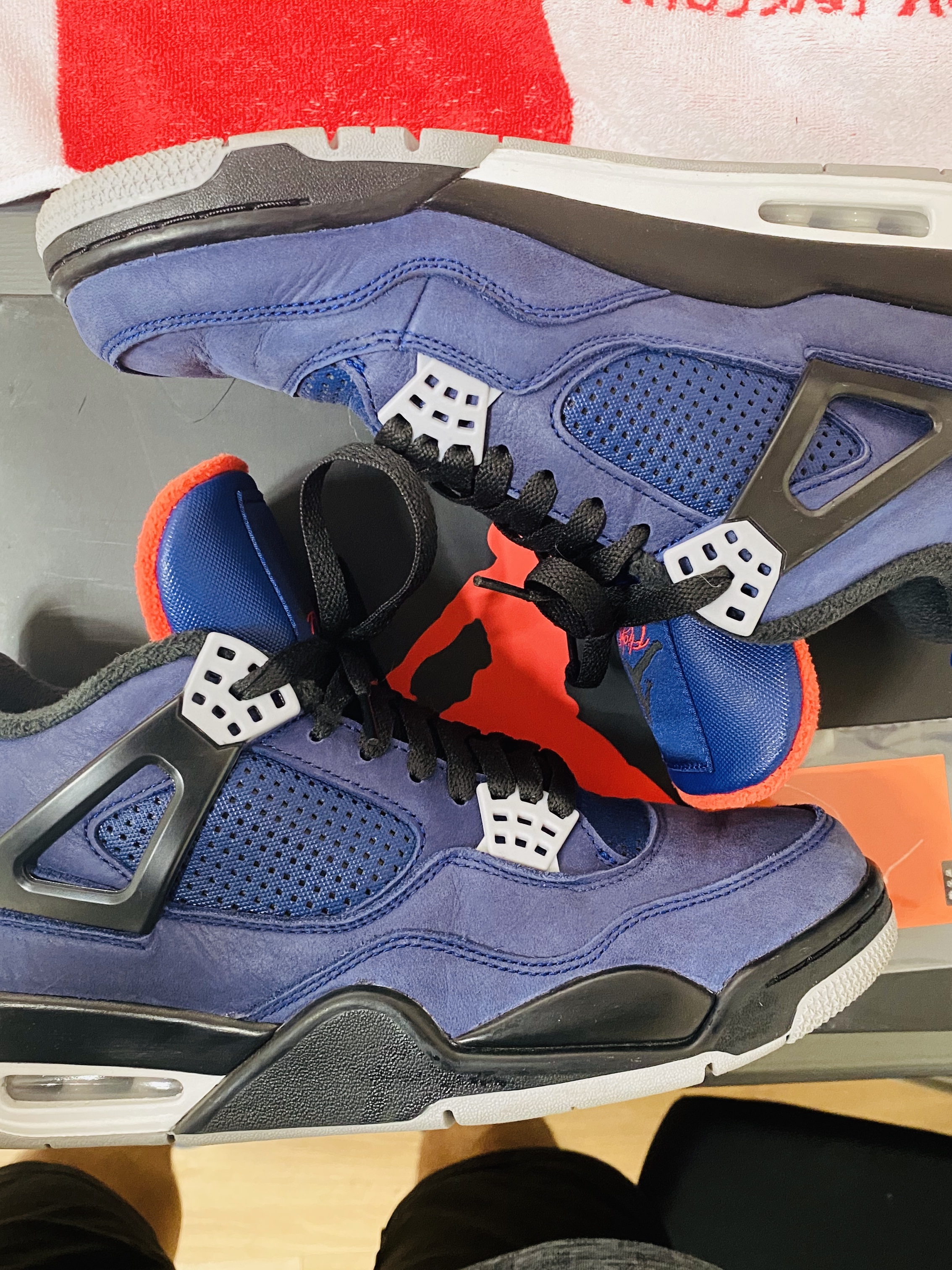 Jordan 4 Retro Winterized Loyal Blue 착용 스타일 - 2