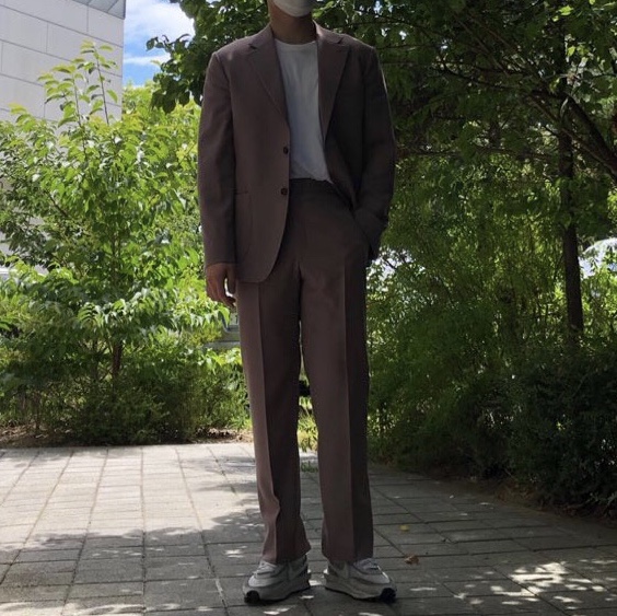 Nike x Sacai LDWaffle Summit White 착용 스타일