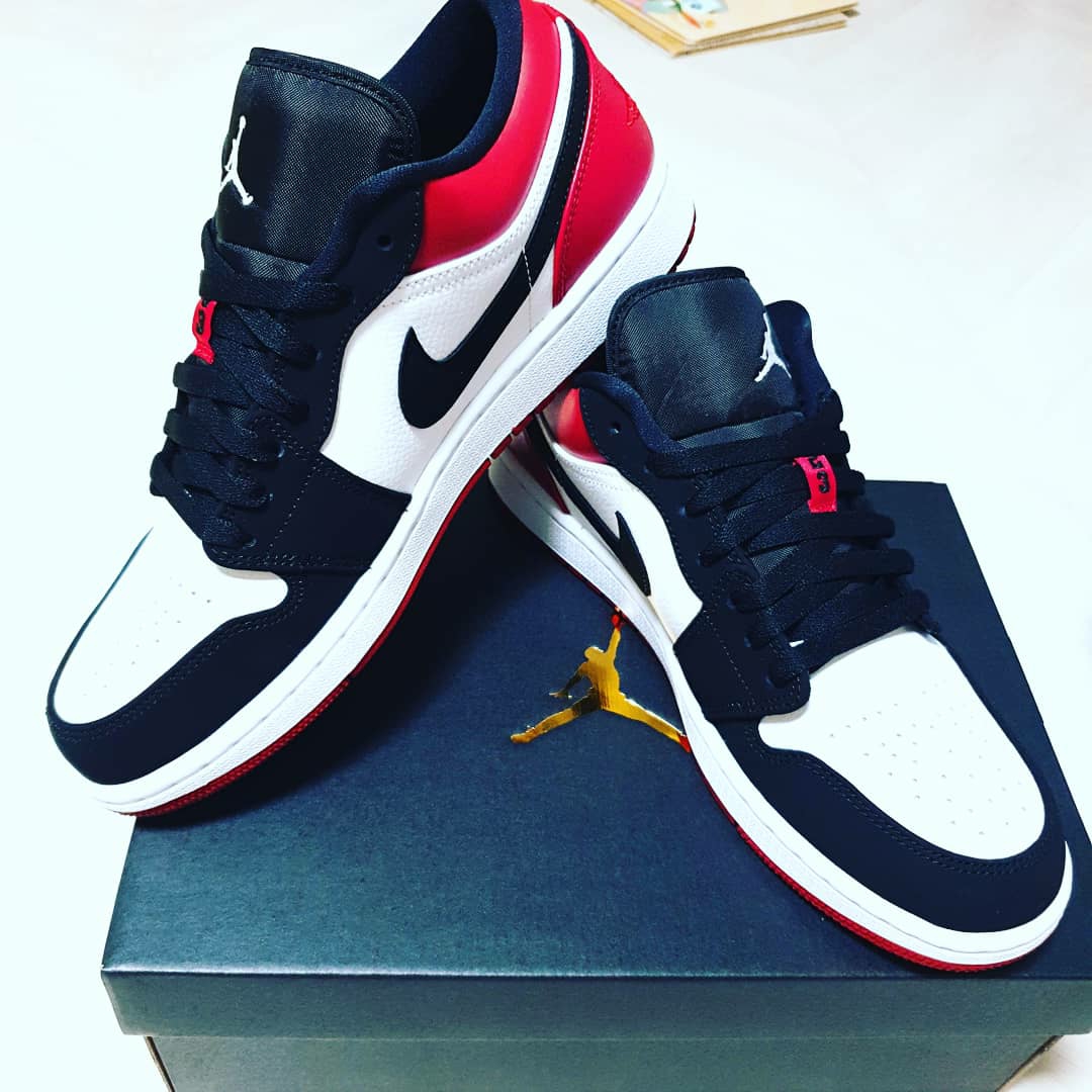 Jordan 1 Mid Bred Banned 2020, Jordan 1 Mid DOD Familia 착용 스타일 - 5