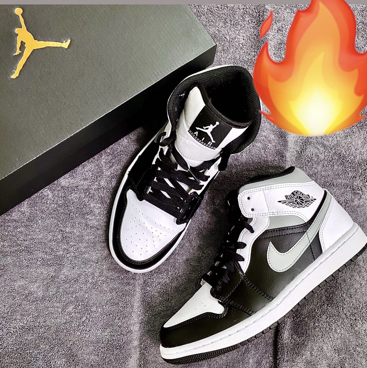 Jordan 1 Mid White Shadow 착용 스타일
