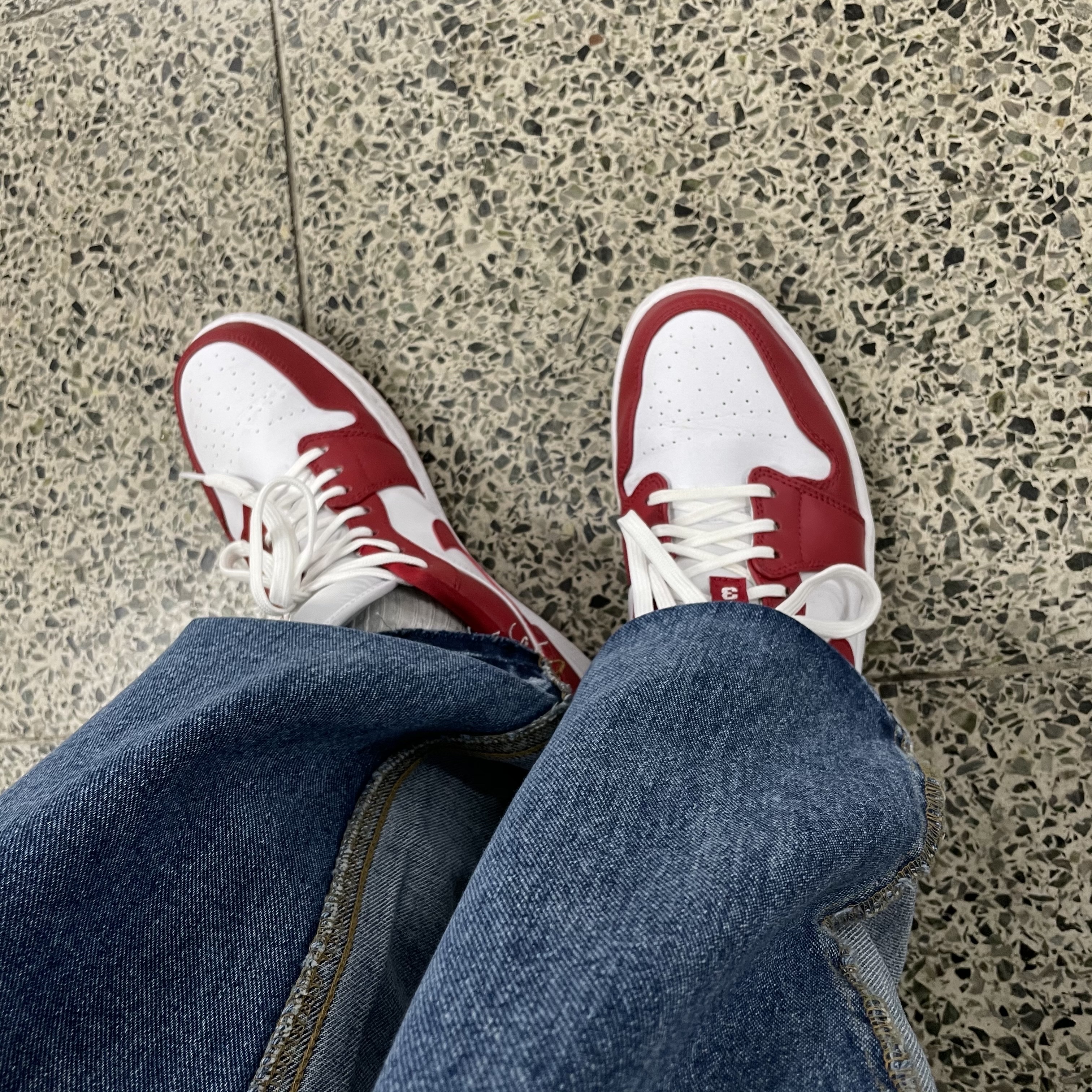 Jordan 1 Low Gym Red White 착용 스타일 - 1