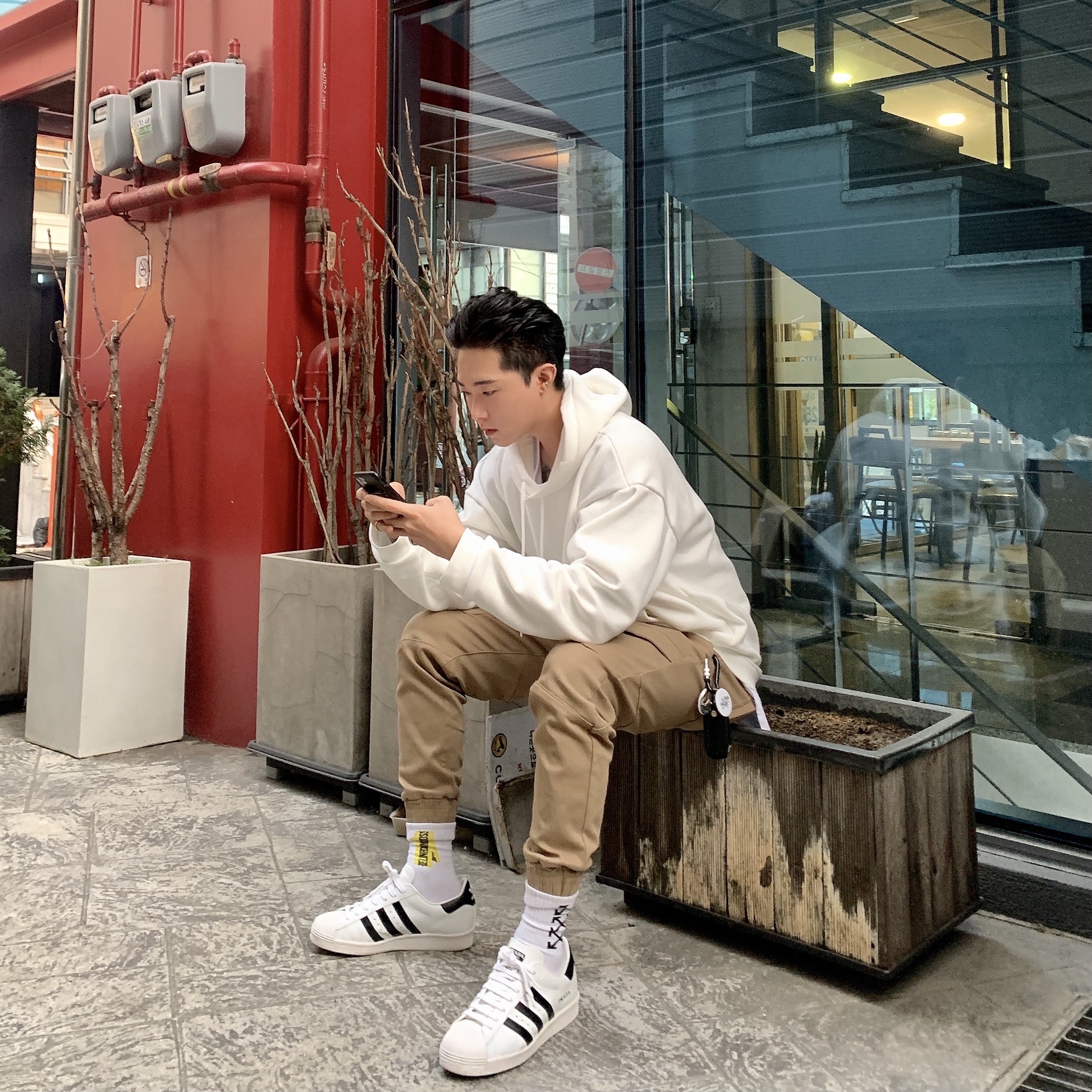 Adidas x Prada Superstar White Black 착용 스타일