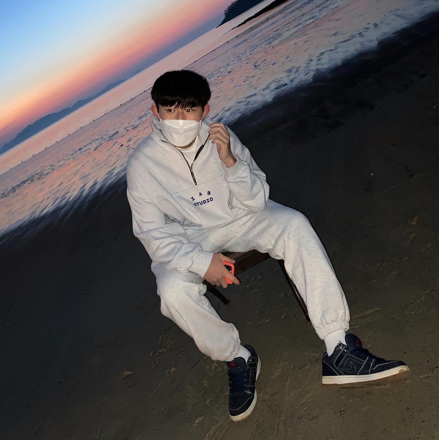 IAB Studio Half Zip Pullover Light Gray, Nike SB Air Force 2 Low Rivals Pack (West) 착용 스타일 - 2