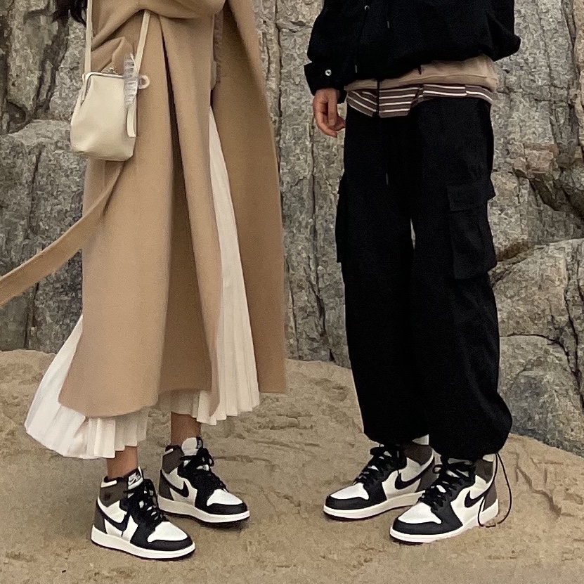 Jordan 1 Retro High OG Black Mocha 착용 스타일