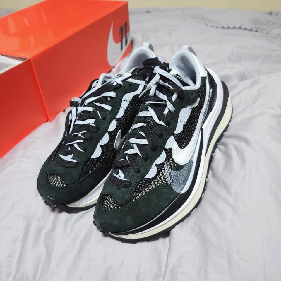 Nike x Sacai VaporWaffle Black White 착용 스타일