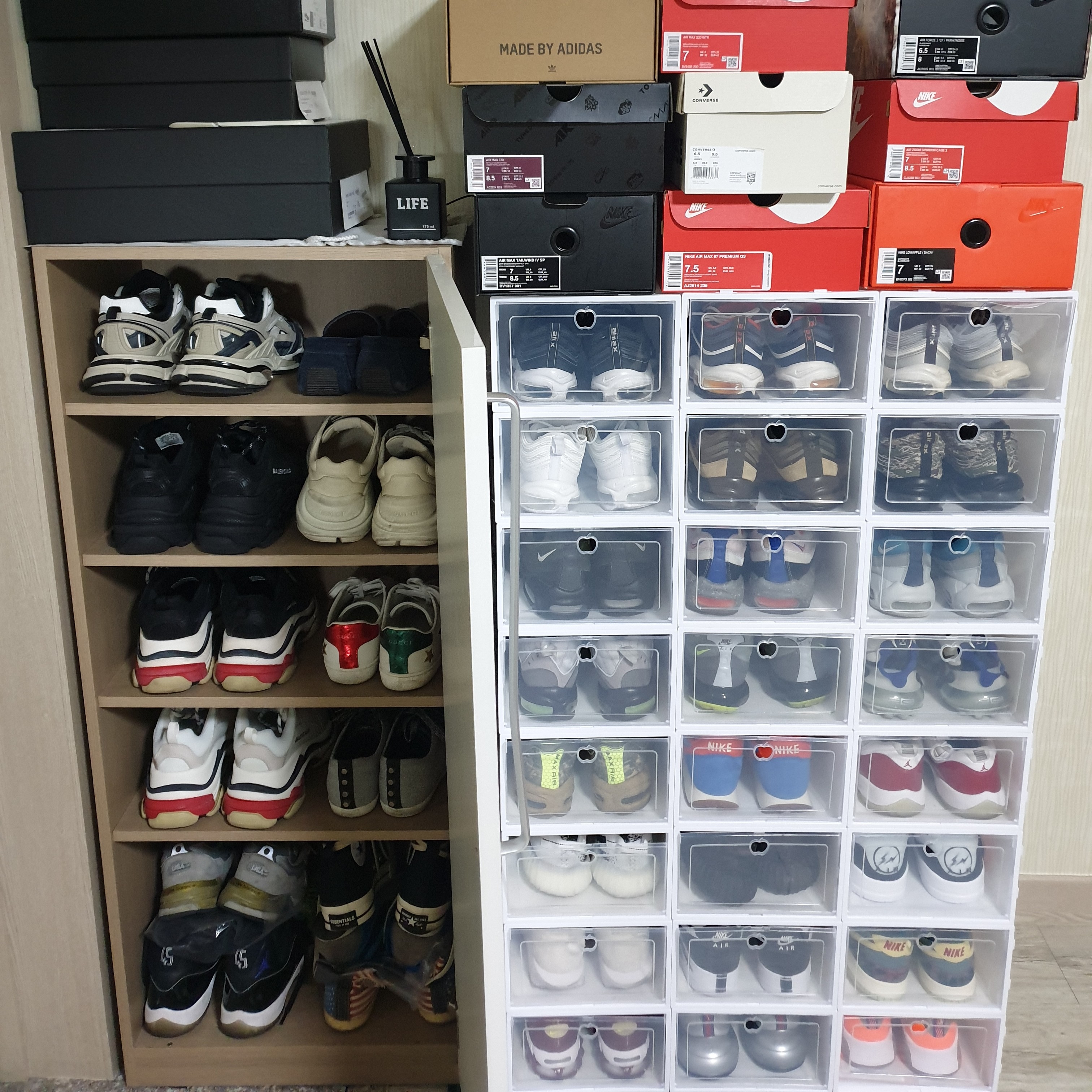 Nike Air Max 98 Vast Grey Mint, Nike Air Max 97 Triple White Wolf Grey 착용 스타일