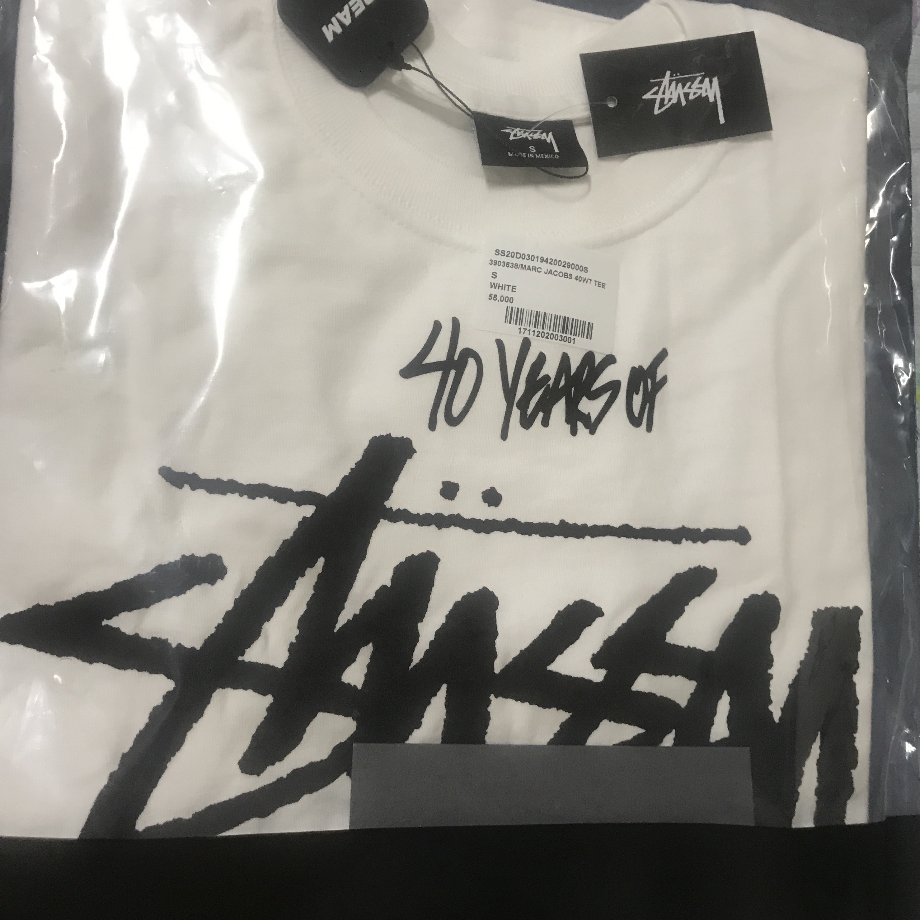 Stussy x Marc Jacobs 40 WT T-Shirt 착용 스타일