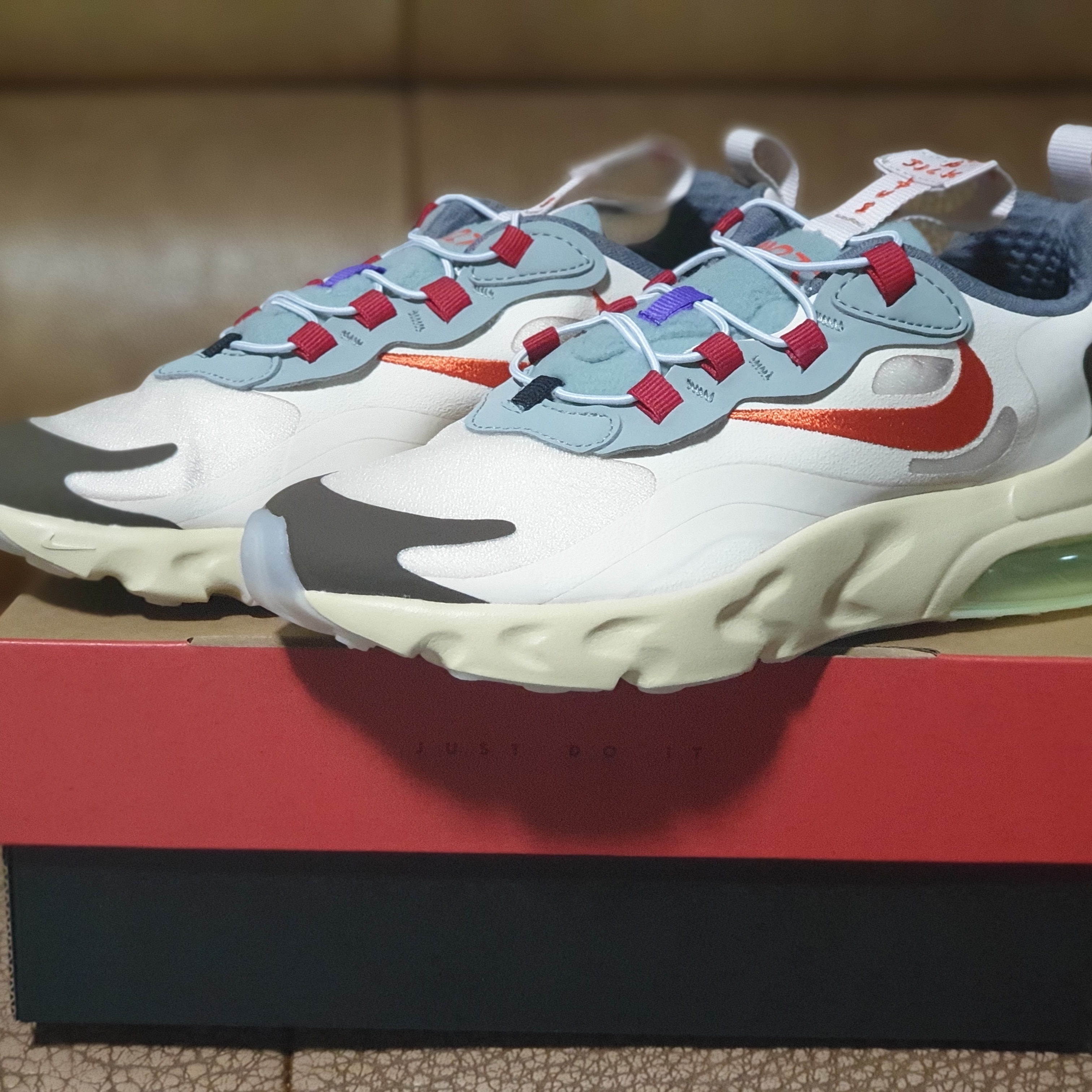 (PS) Nike x Travis Scott Air Max 270 React Cactus Trails 착용 스타일