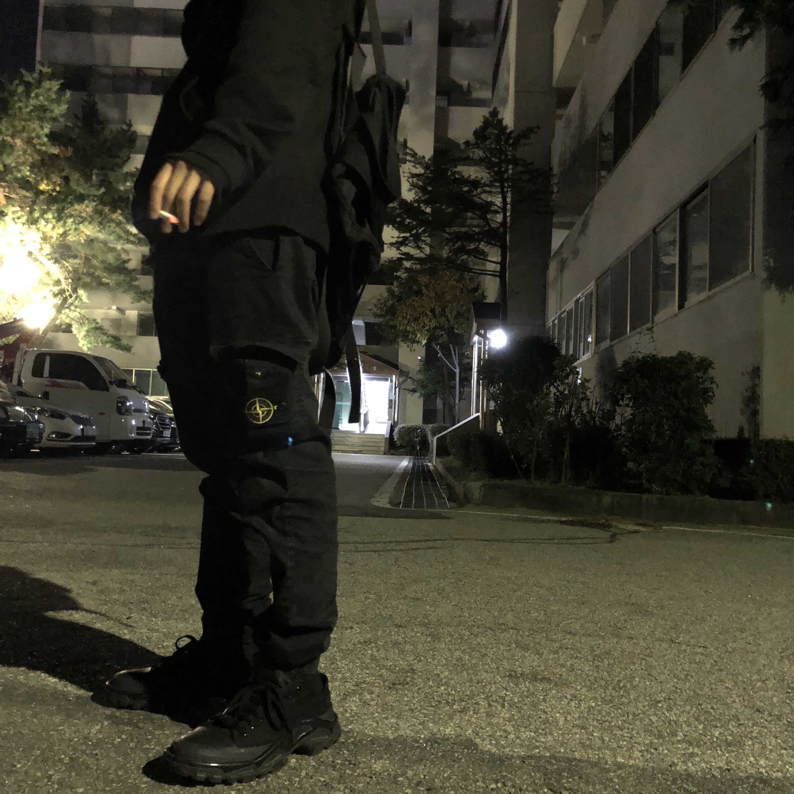 Adidas x Raf Simons New Runner Black 착용 스타일