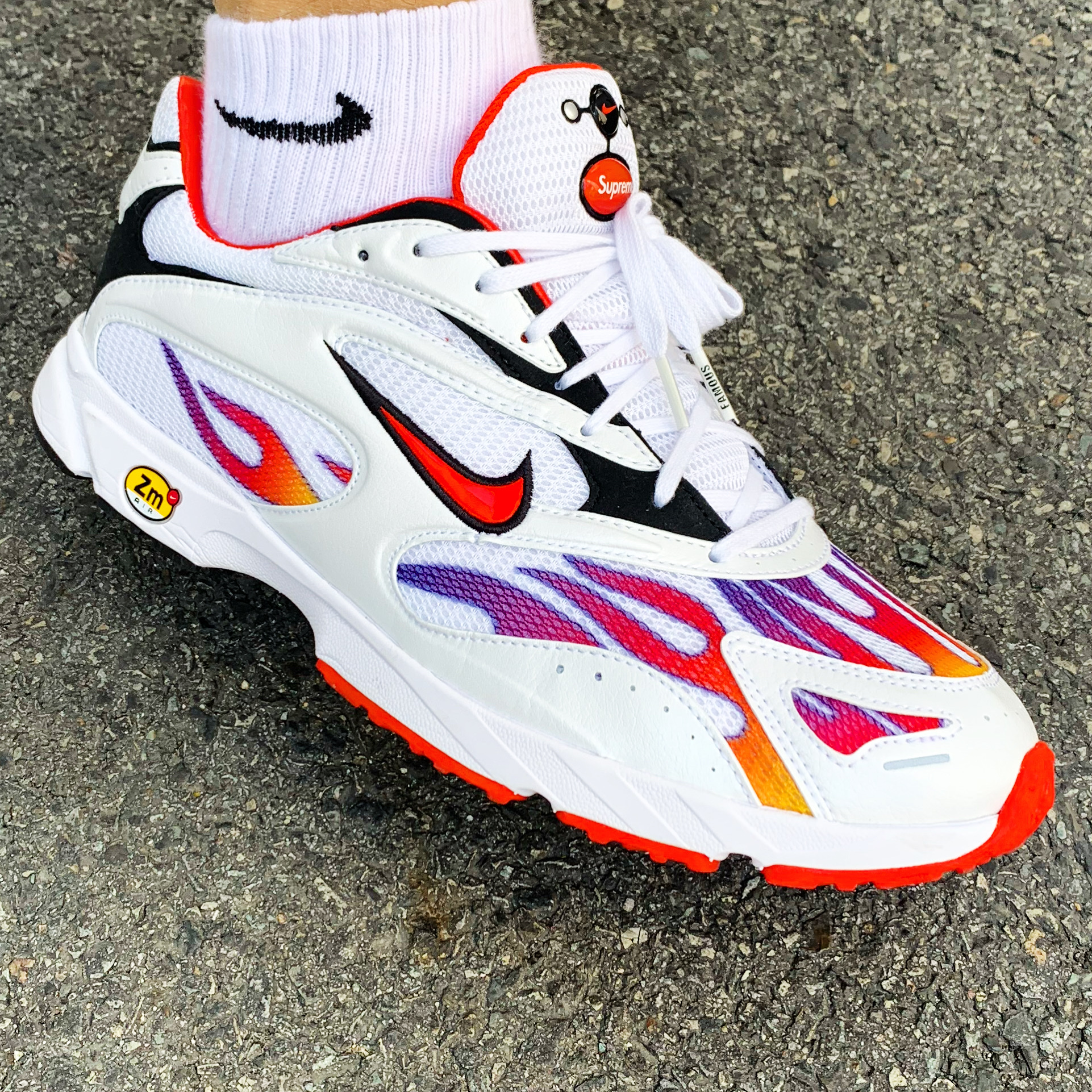 Nike x Supreme Zoom Streak Spectrum Plus White 착용 스타일