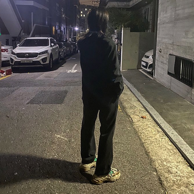 Balenciaga Triple S Yellow Green 착용 스타일