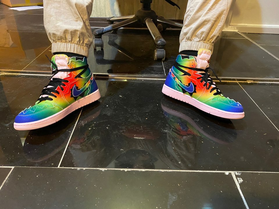 Jordan 1 x J Balvin Retro High OG 착용 스타일