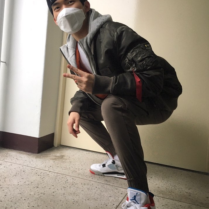 Jordan 4 Retro What The 4 착용 스타일