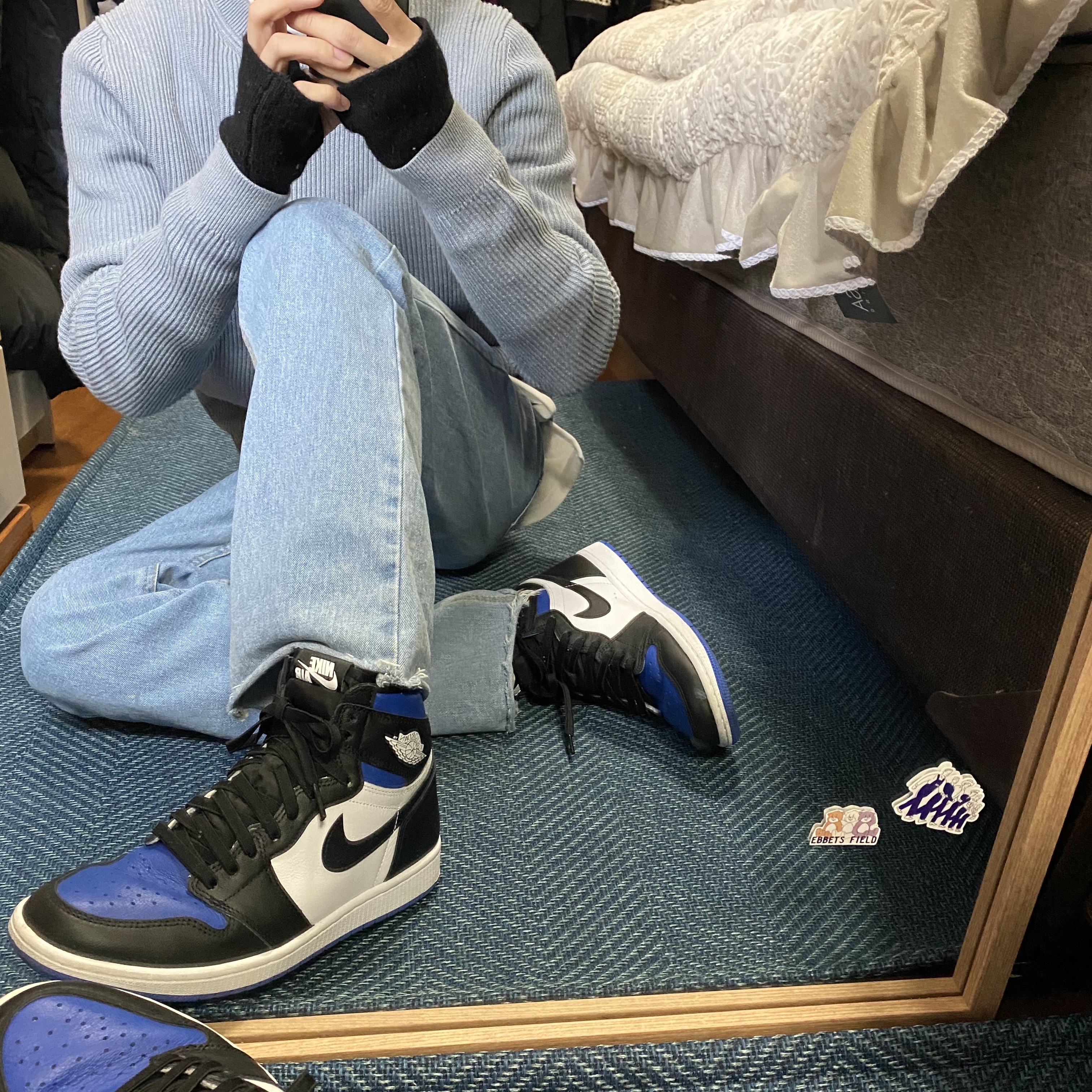 Jordan 1 Retro High OG Royal Toe 착용 스타일 - 3